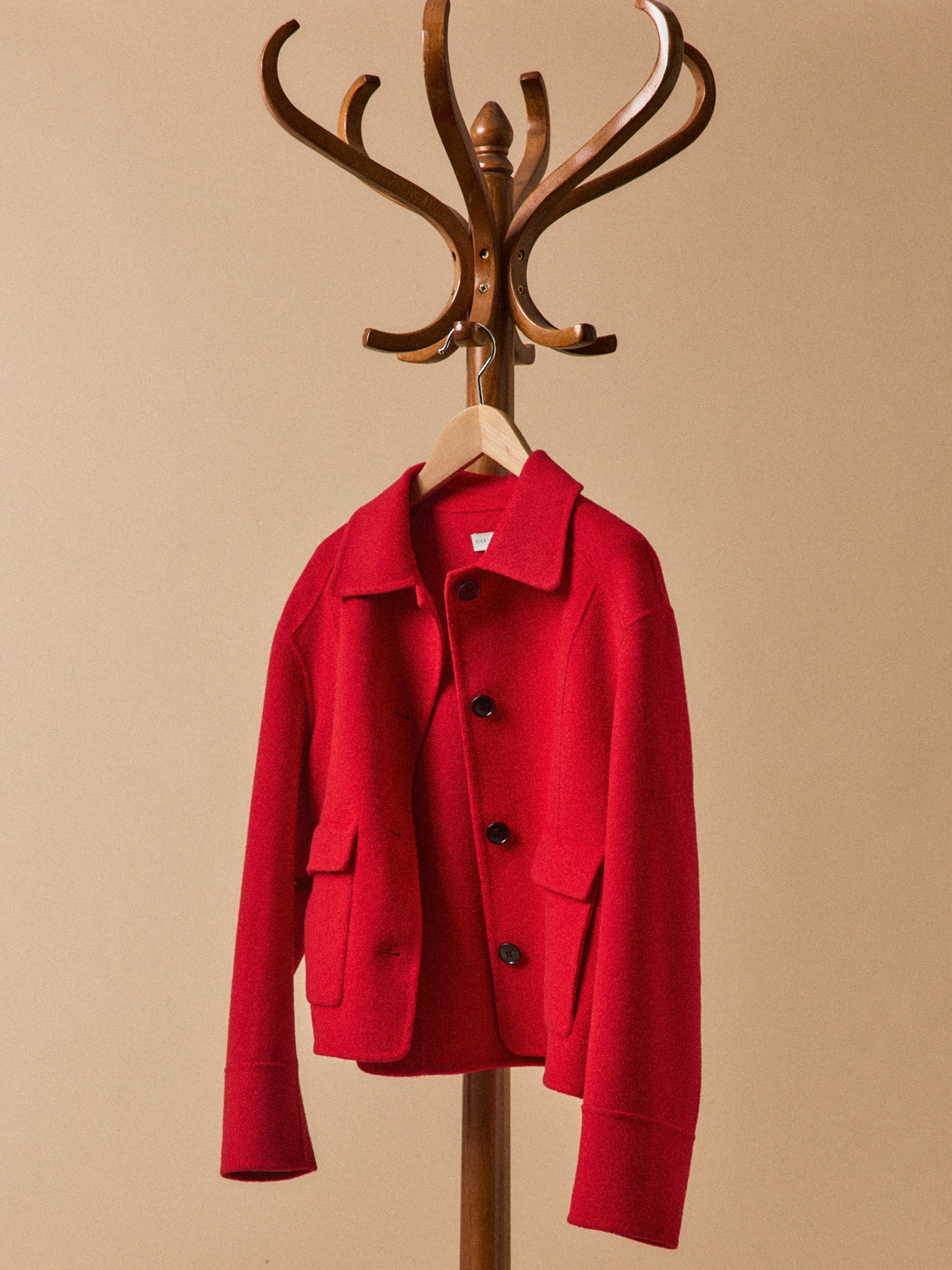 Geknöpfte Damenweste aus zweiseitigem Wolltuch