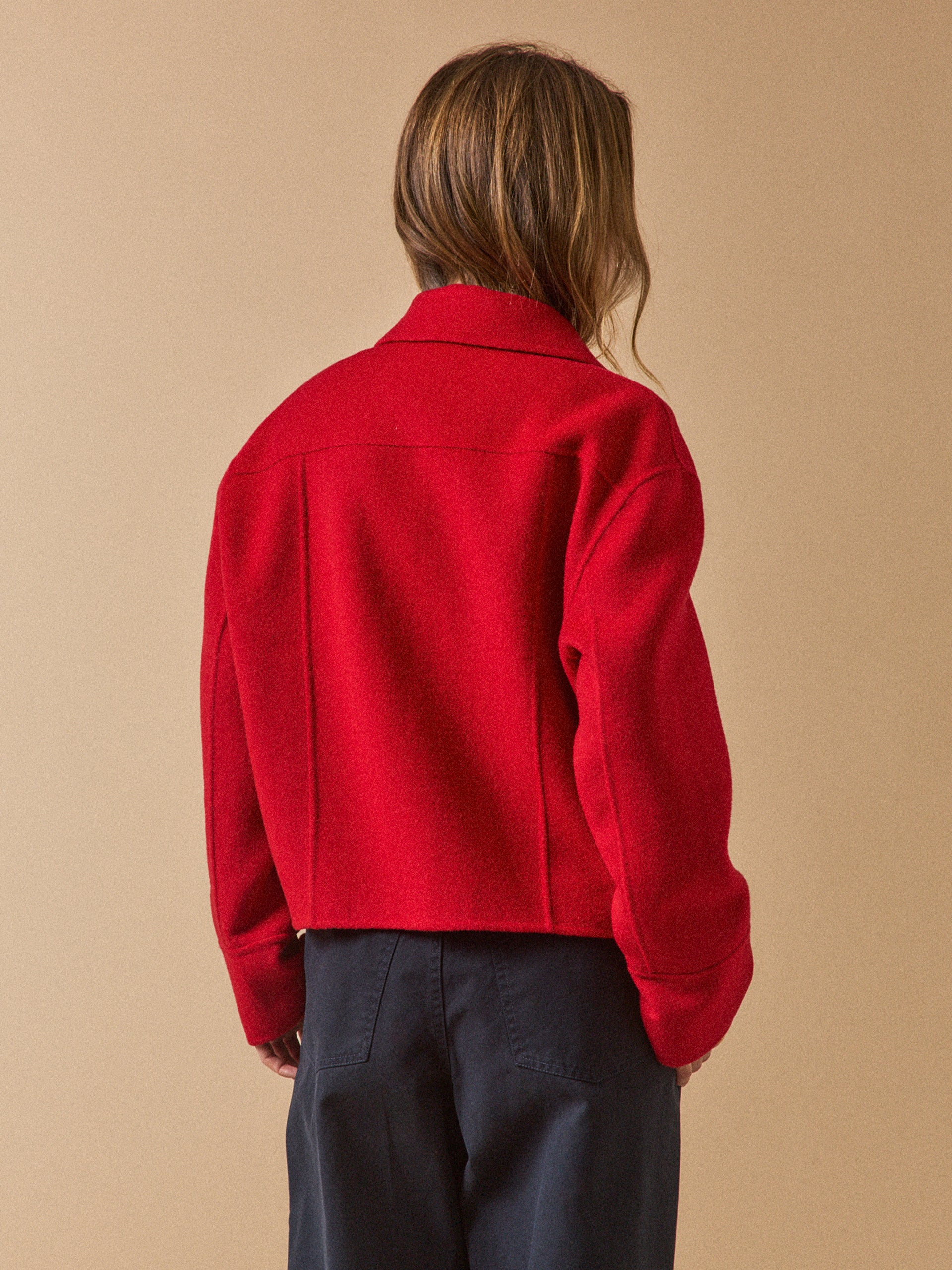 Geknöpfte Damenweste aus zweiseitigem Wolltuch