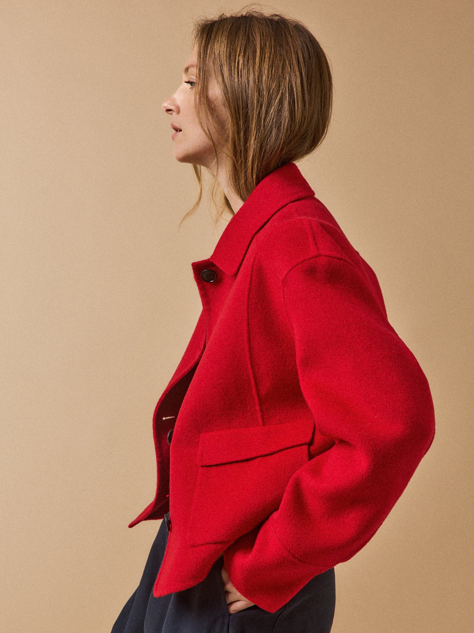 Geknöpfte Damenweste aus zweiseitigem Wolltuch