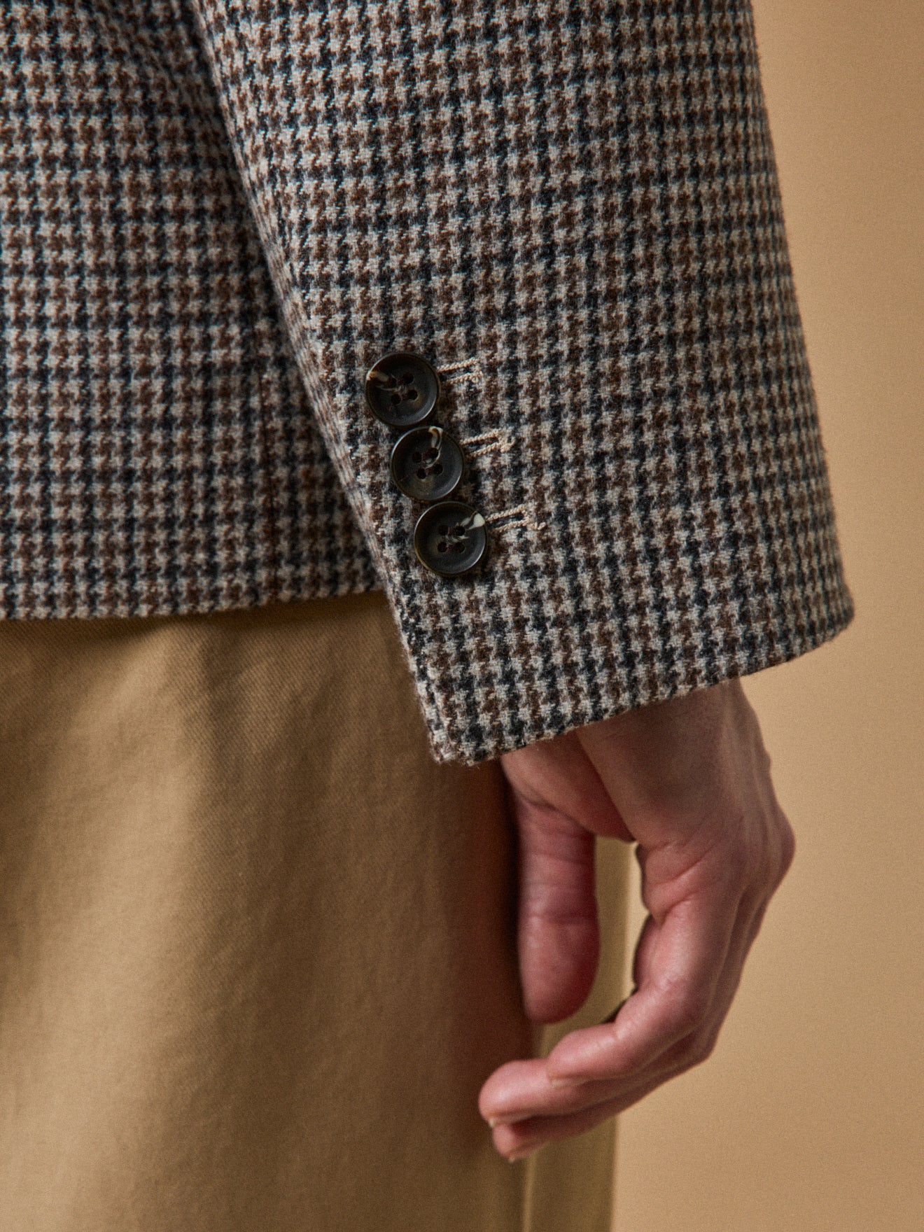 Damen-Blazer aus Wolltuch mit kleinen Karos