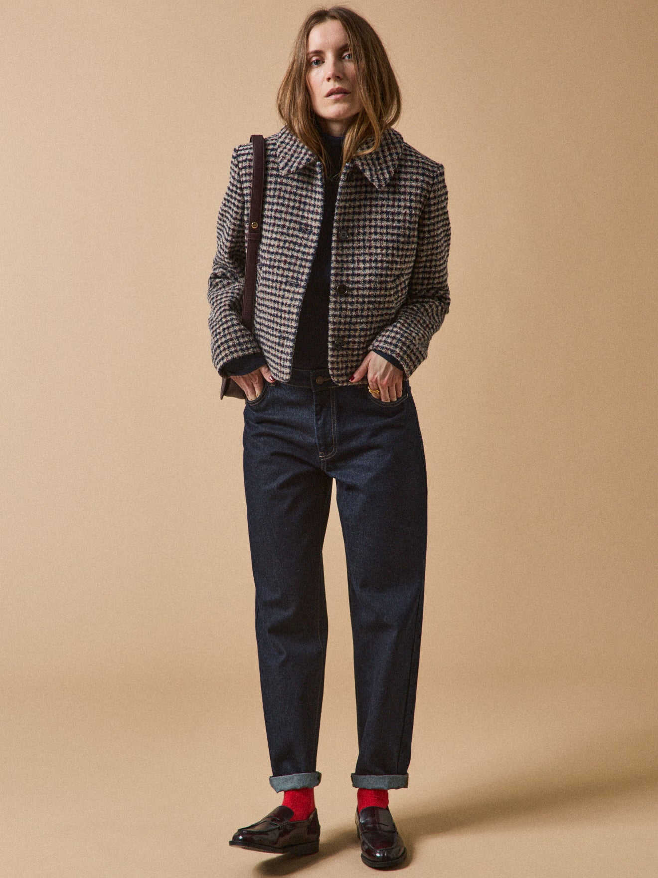 Damen-Blazer aus kariertem Tweed mit Knopfverschluss