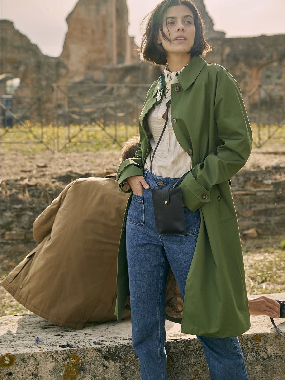 Langer Damen-Trenchcoat mit Raglanärmeln
