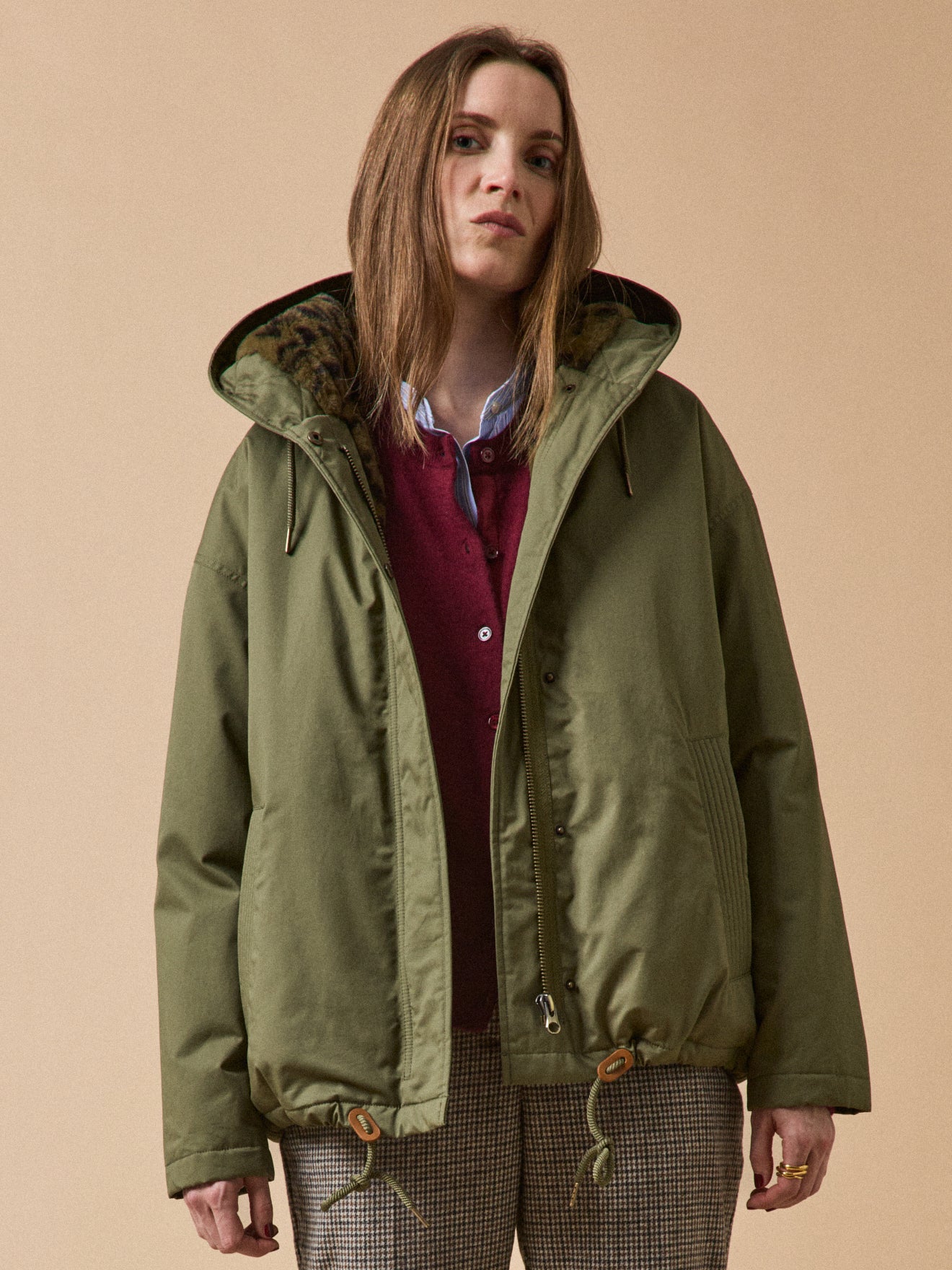 Kurzer Damen-Parka mit Webpelz-Futter