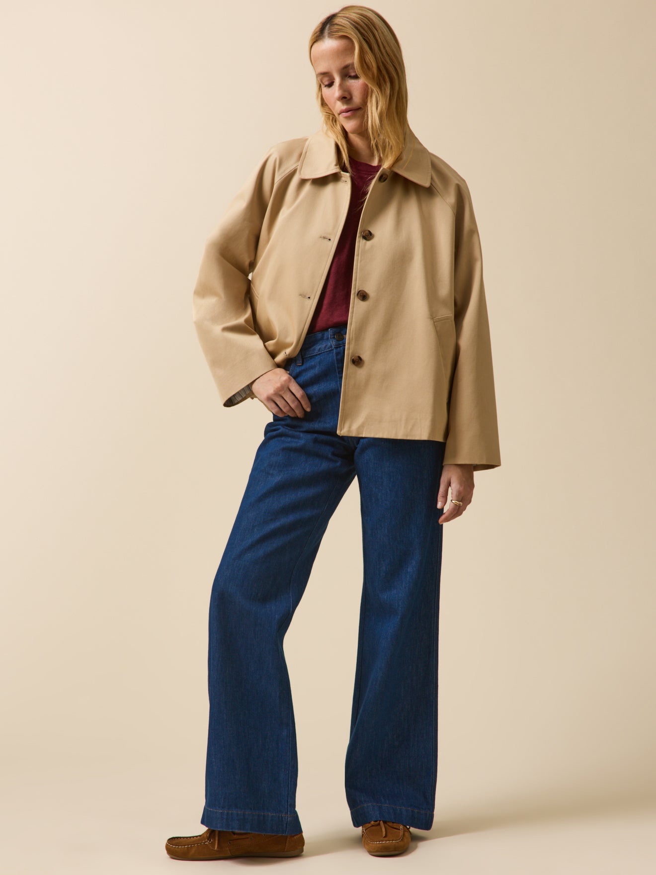 Kurzer Damen-Trenchcoat aus Bio-Baumwolle