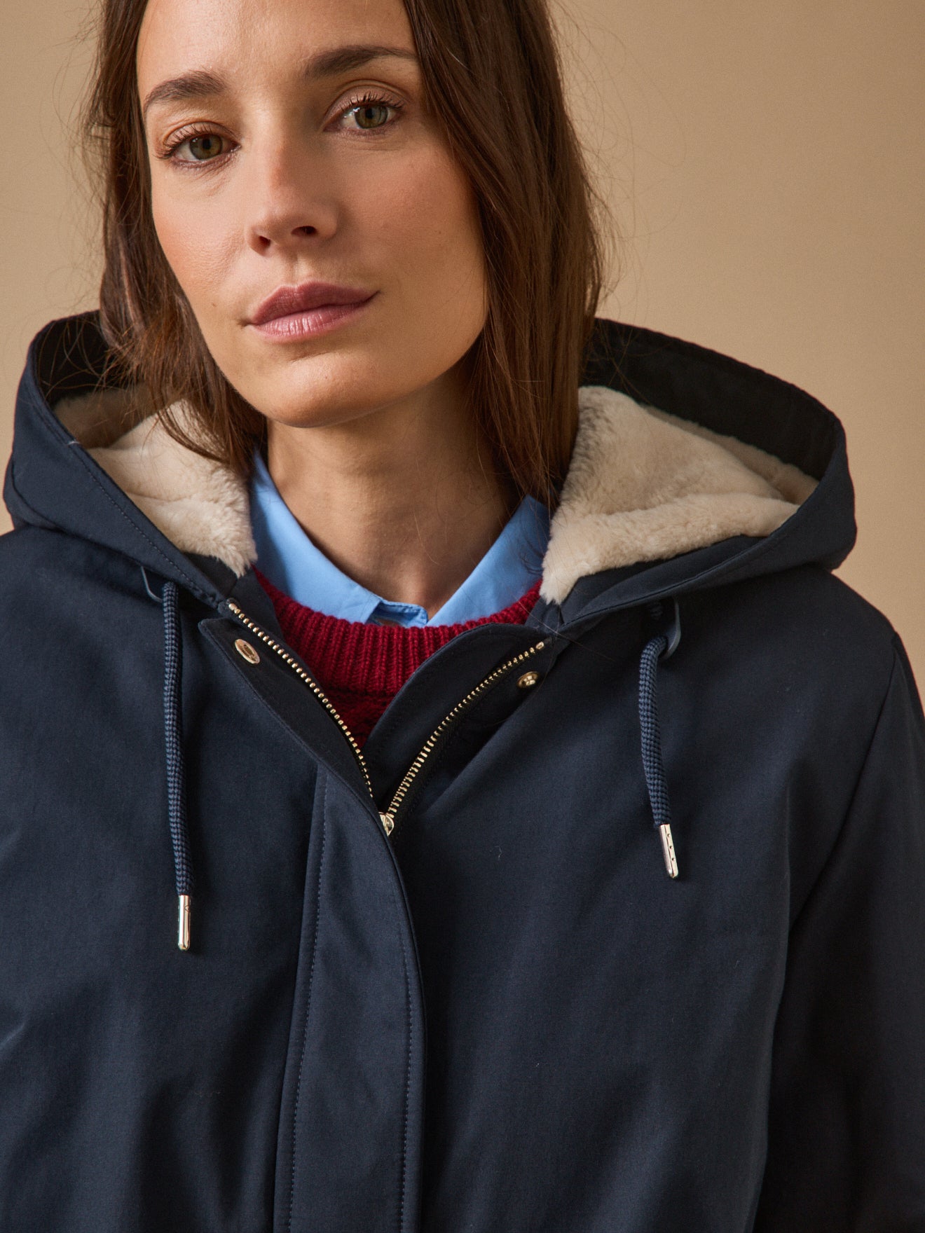 Kurzer Damen-Parka mit Futter aus Webpelz