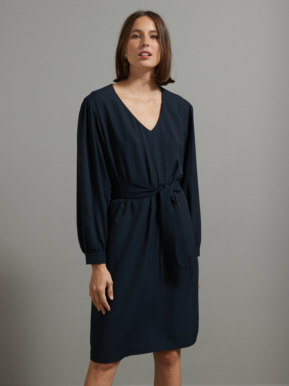 Robe courte crêpe uni femme