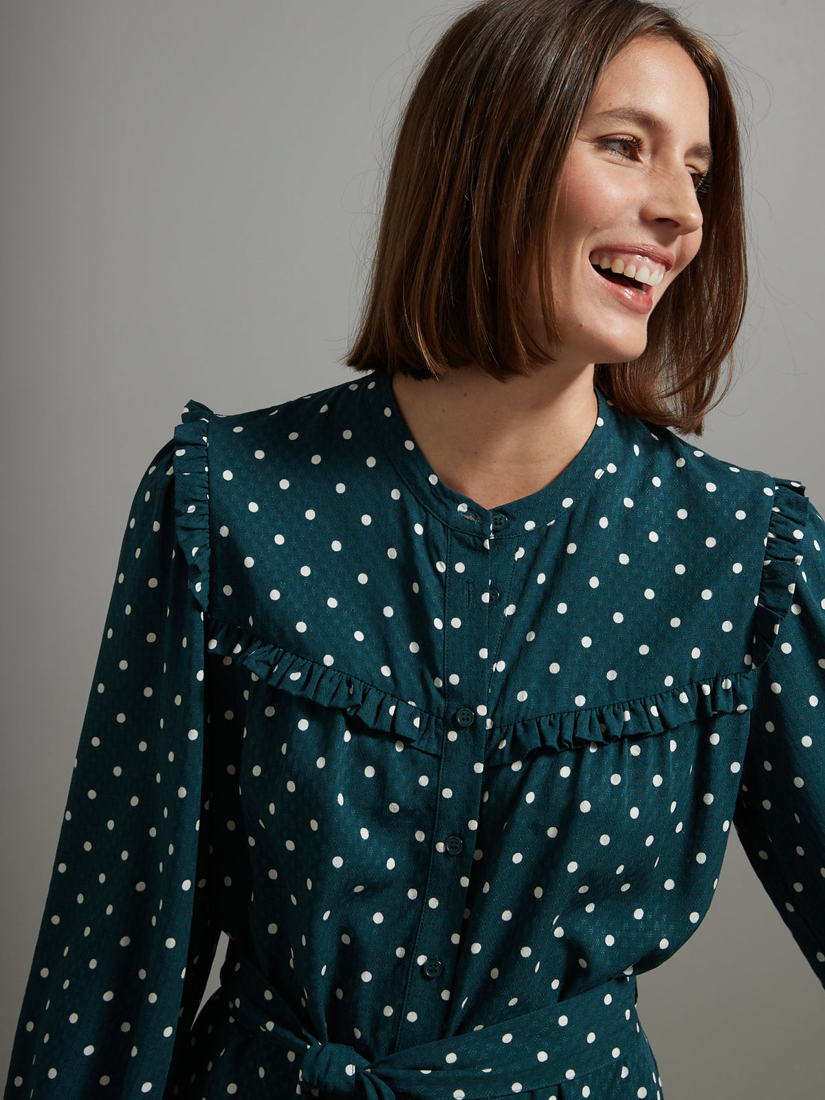 Robe courte femme viscose dobby imprimé pois