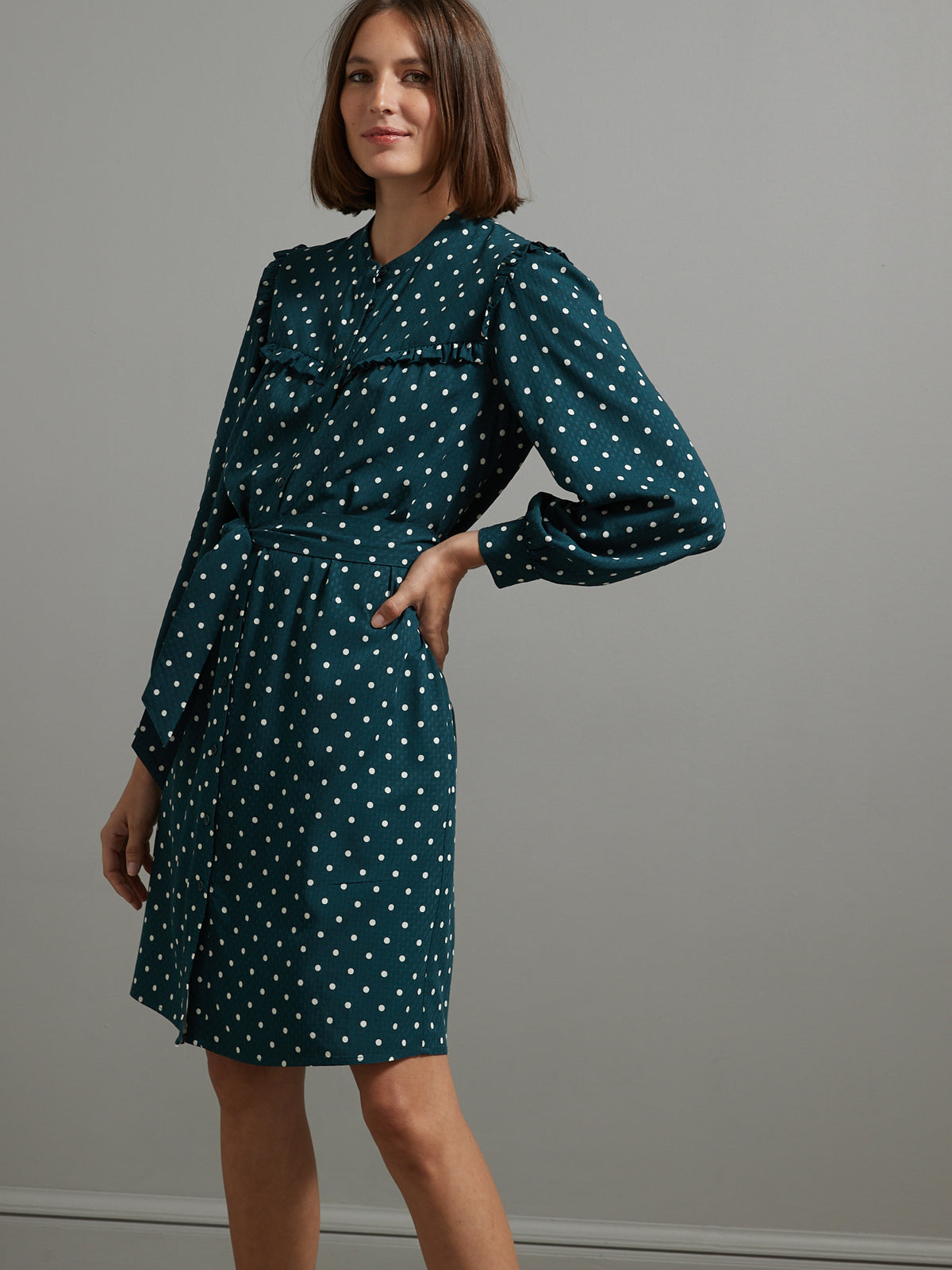 Robe courte femme viscose dobby imprimé pois