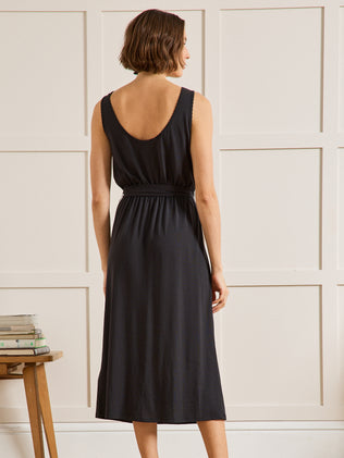 Halblanges Damenkleid aus Jersey