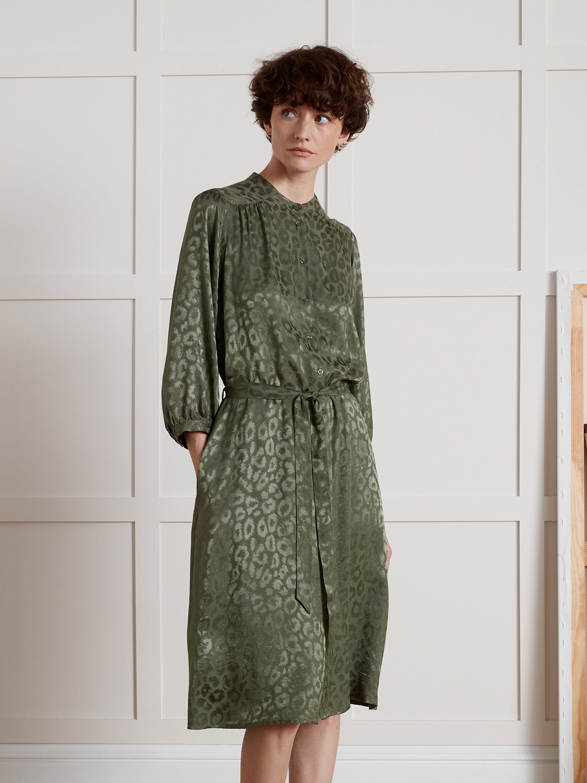 Robe mi-longue jacquard léopard femme