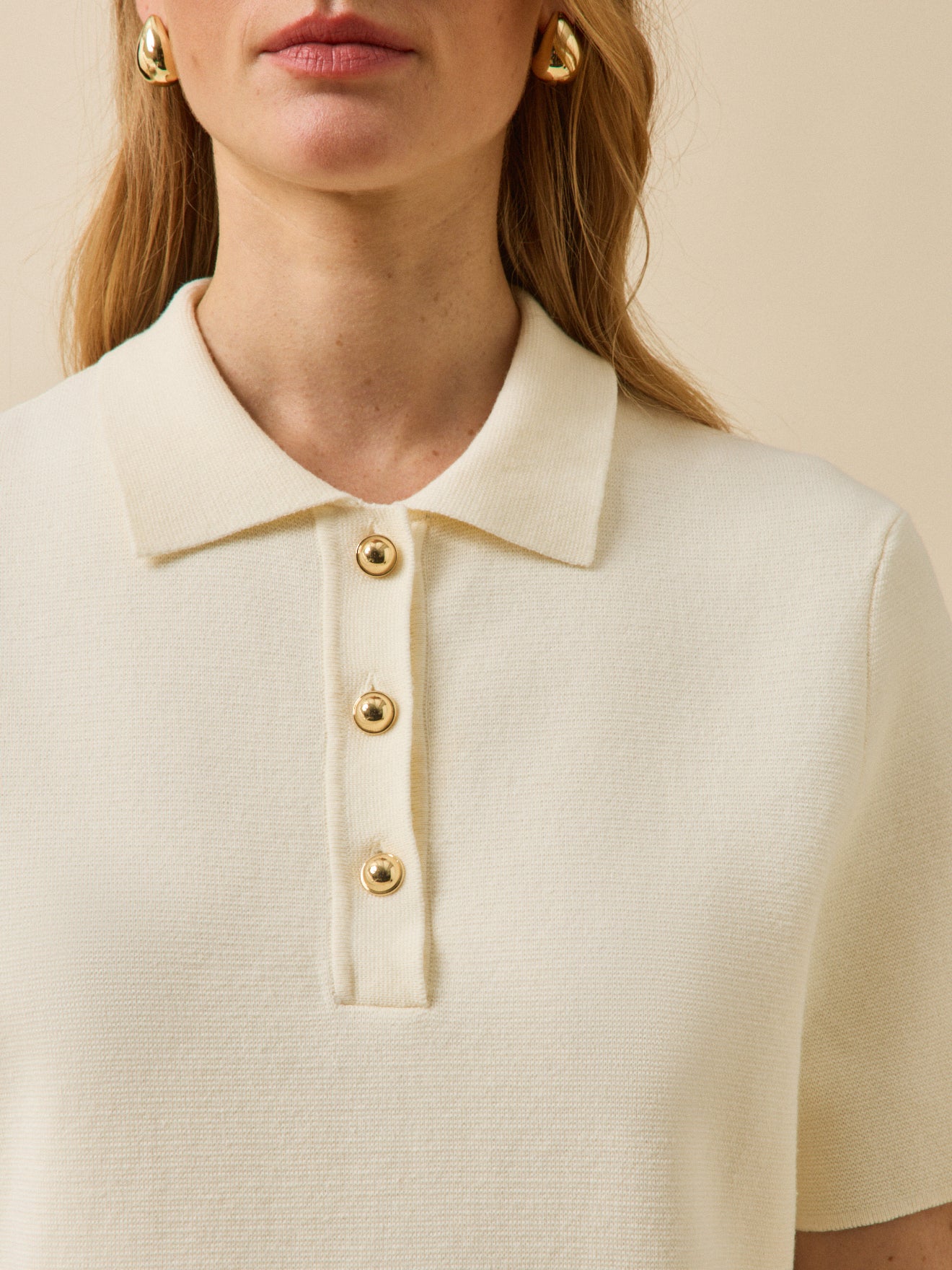 Kurzes Damen-Polokleid aus Milanostrick