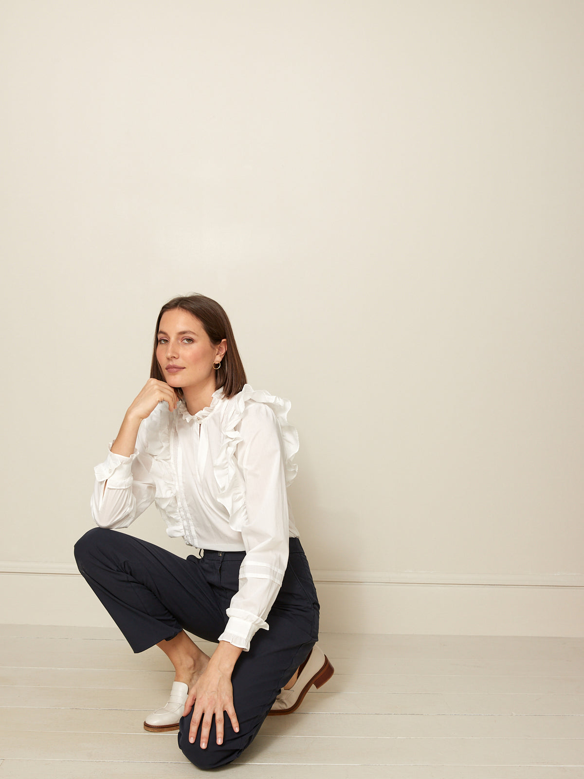 Blouse trousseau col volanté femme