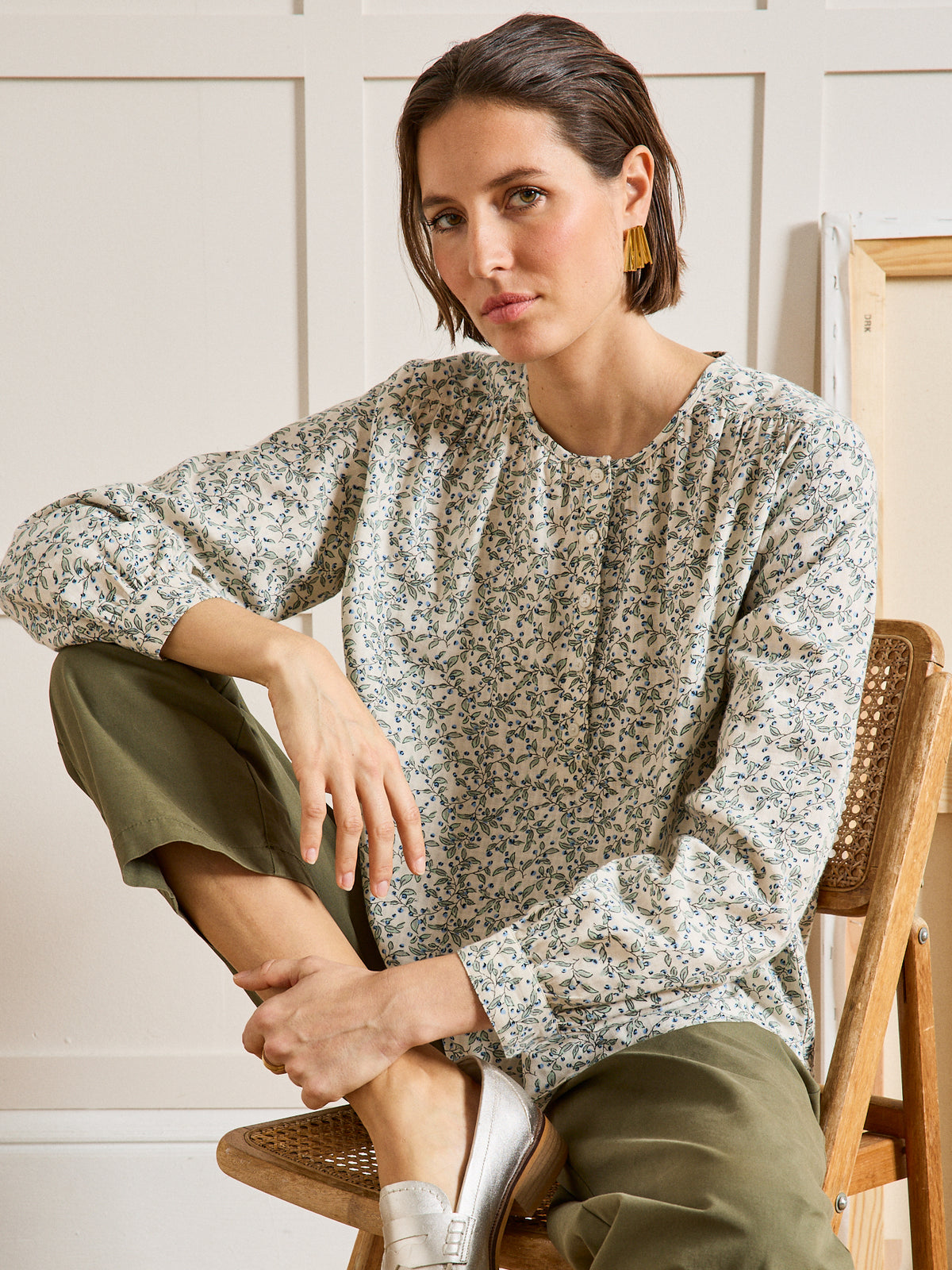 Damenbluse aus Dobby-Baumwolle mit Olivia-Print