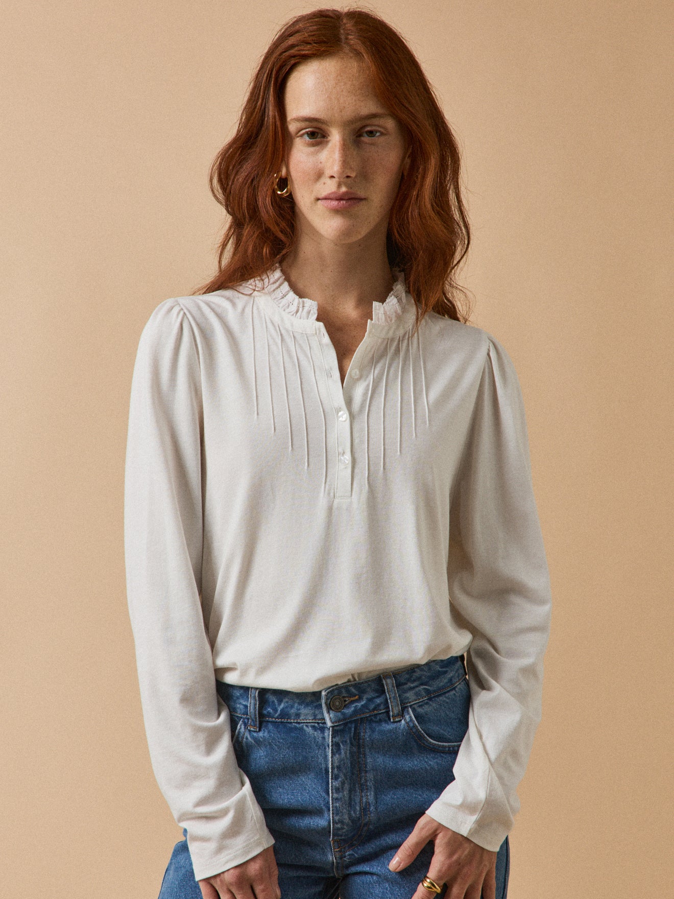 Damen T-Shirt mit Volants am Kragen - Modal und Bio-Baumwolle