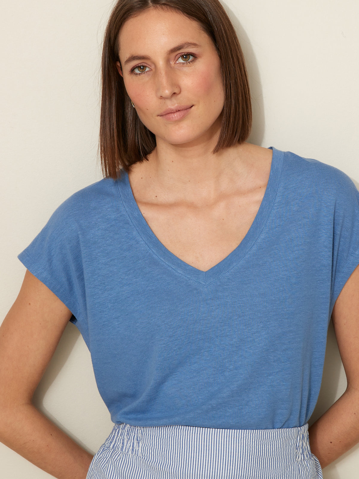 T-shirt col V femme viscose et lin