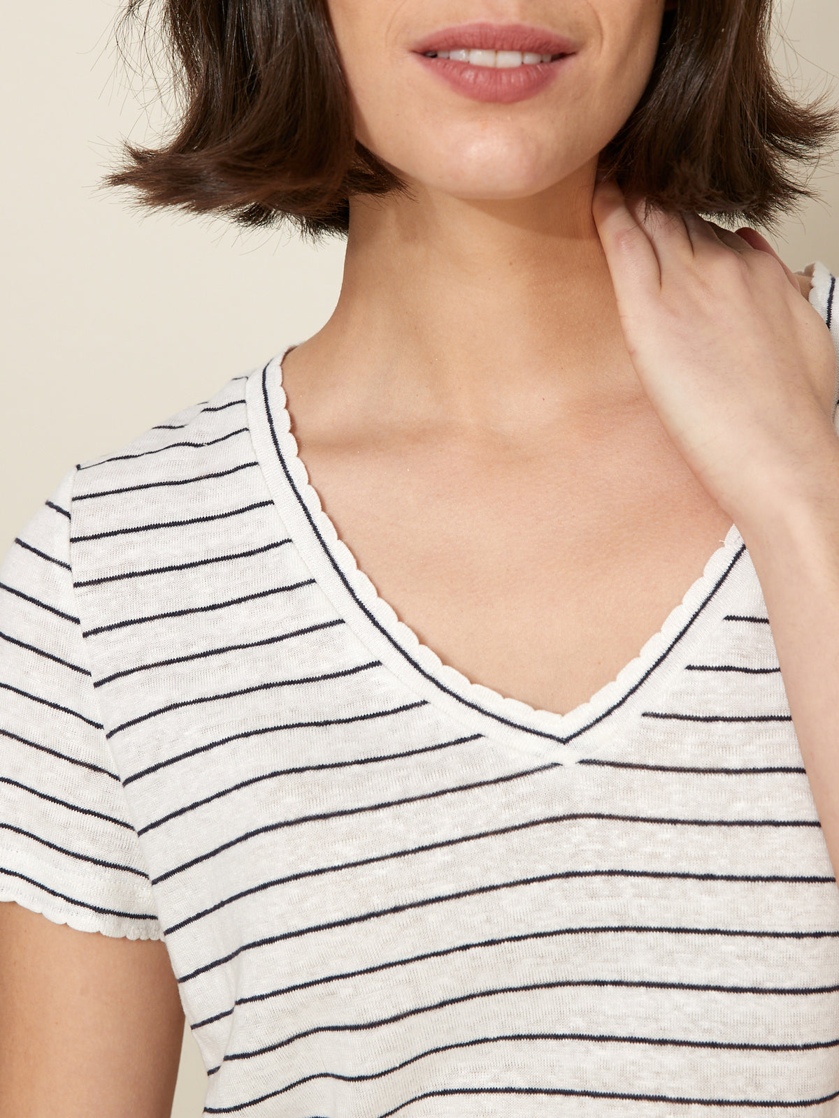 T-shirt rayé col V femme en lin