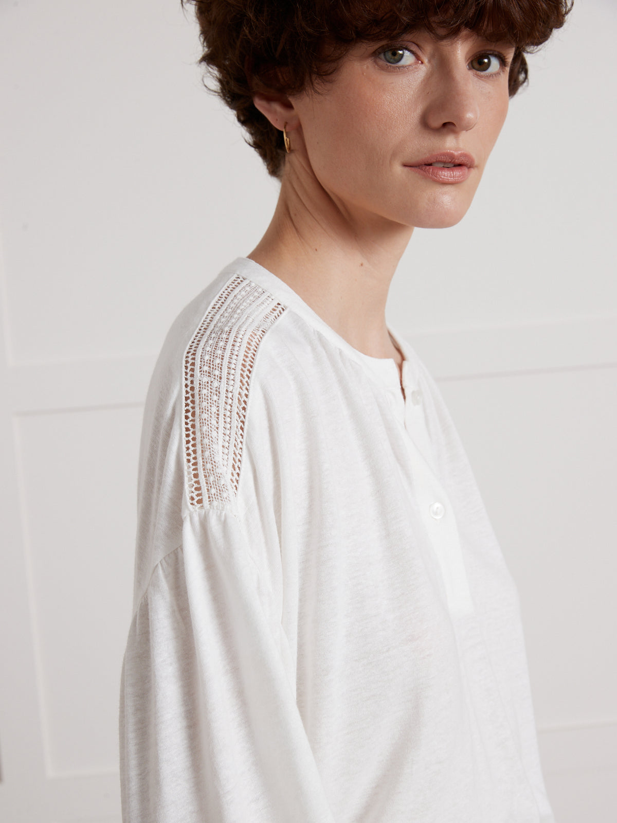 Damen T-Shirt aus Leinen und Viskose mit rundem Halsausschnitt