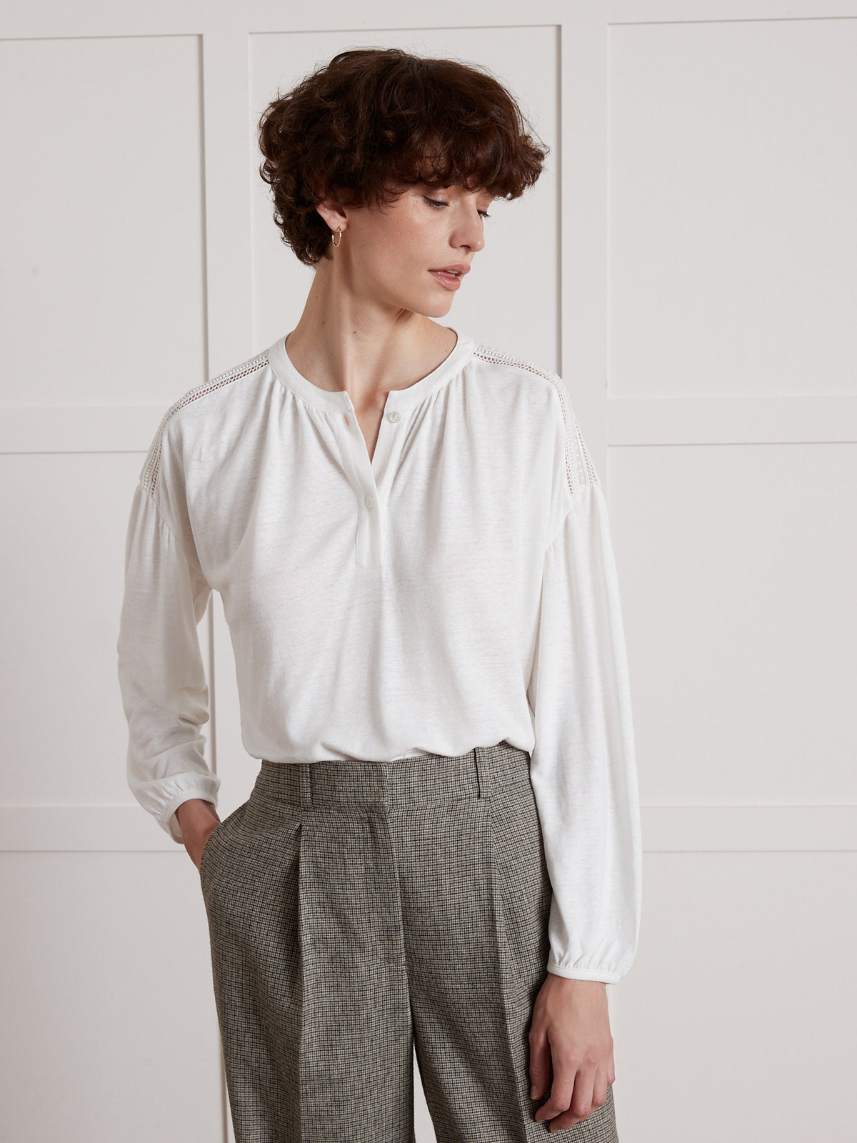 Damen T-Shirt aus Leinen und Viskose mit rundem Halsausschnitt