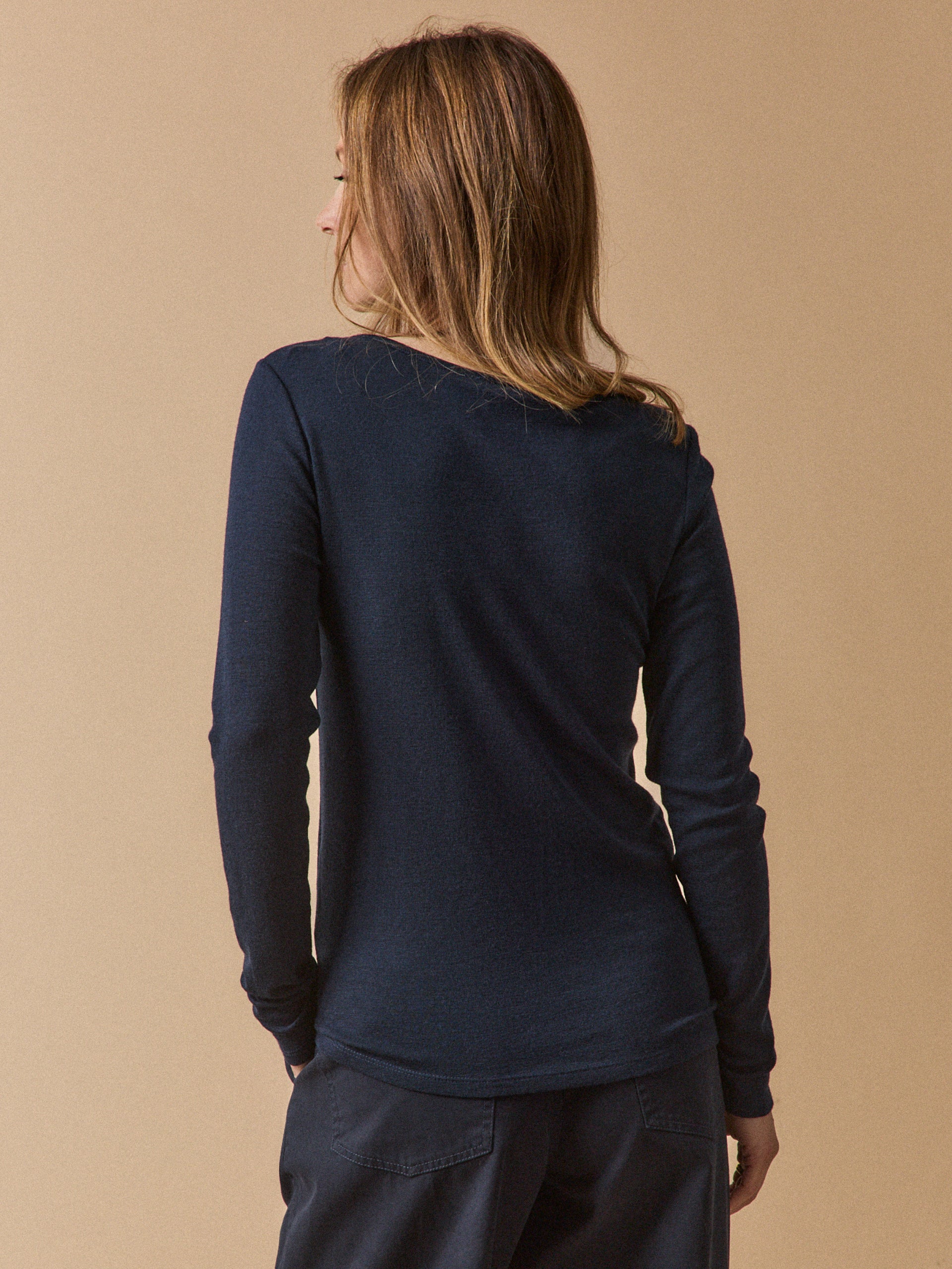 Damen-T-Shirt mit rundem Halsausschnitt aus Woll-Jersey