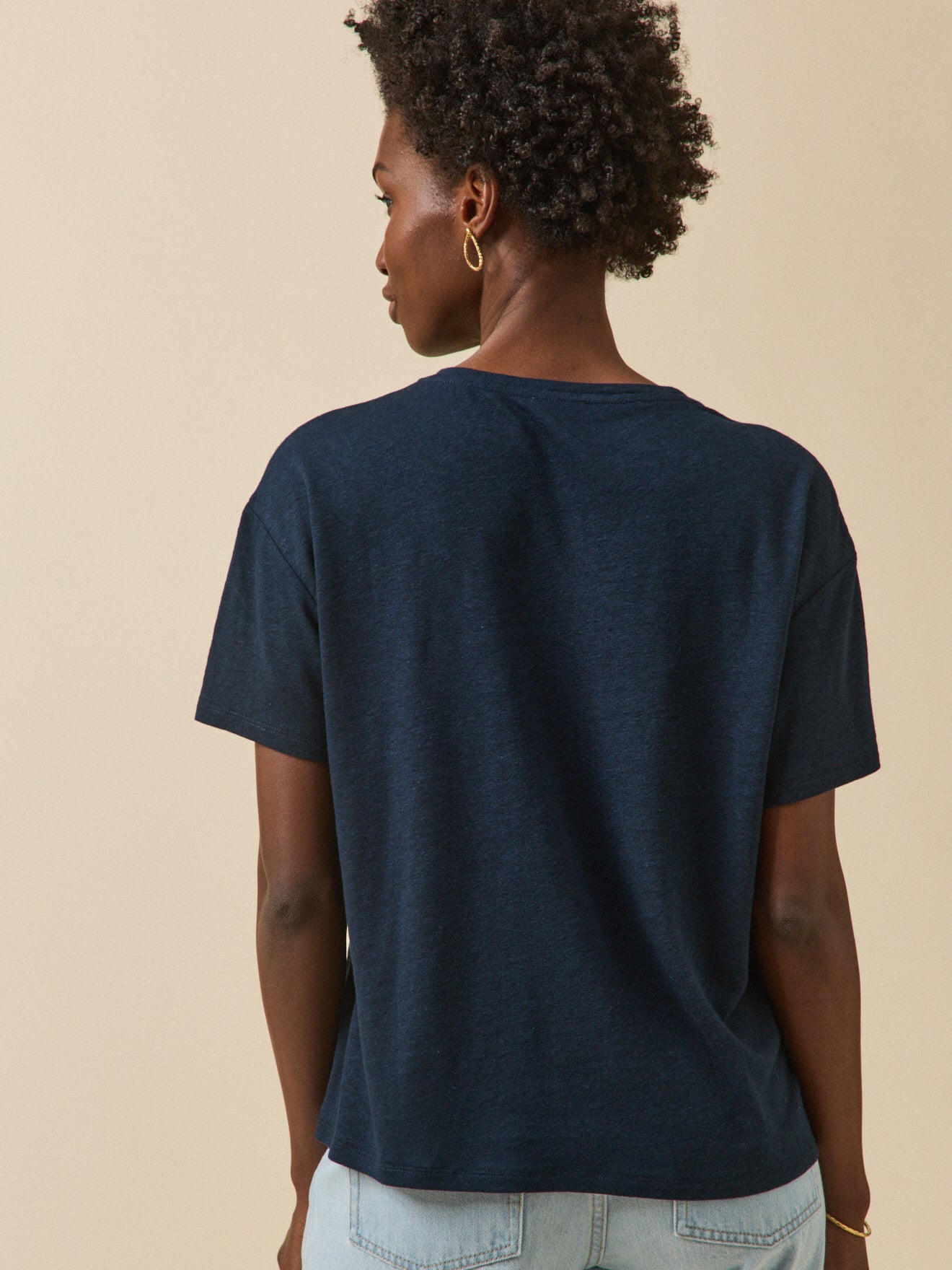 Damenbluse aus Leinen und Viskose mit V-Ausschnitt