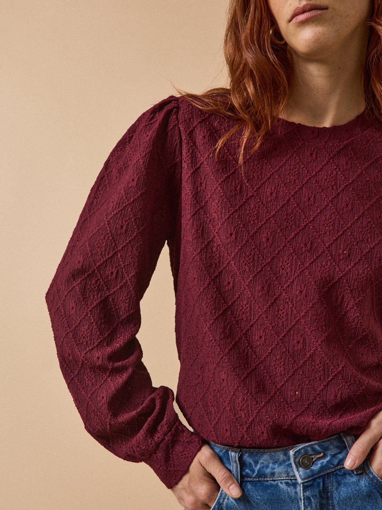 Damenbluse mit Ballonärmeln und Jacquard