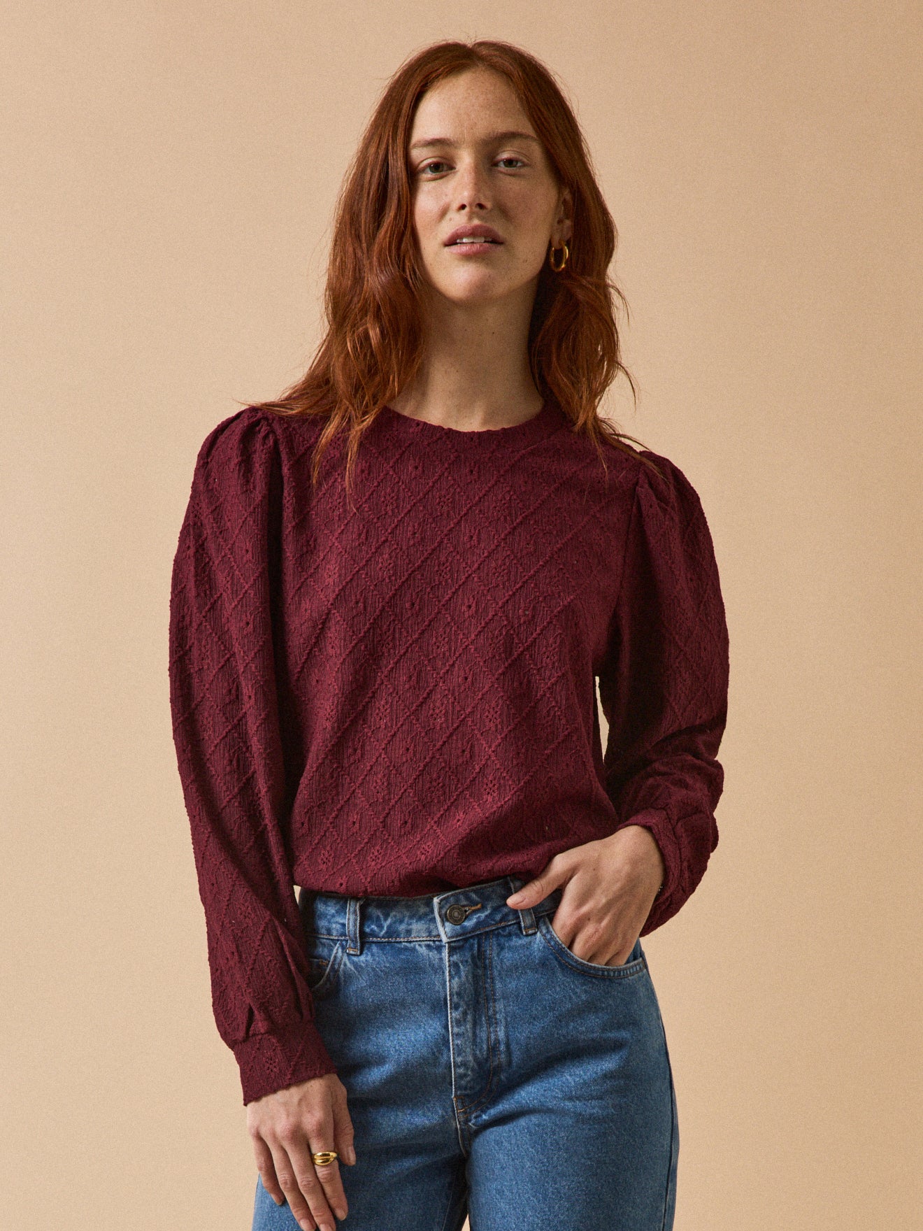 Damenbluse mit Ballonärmeln und Jacquard