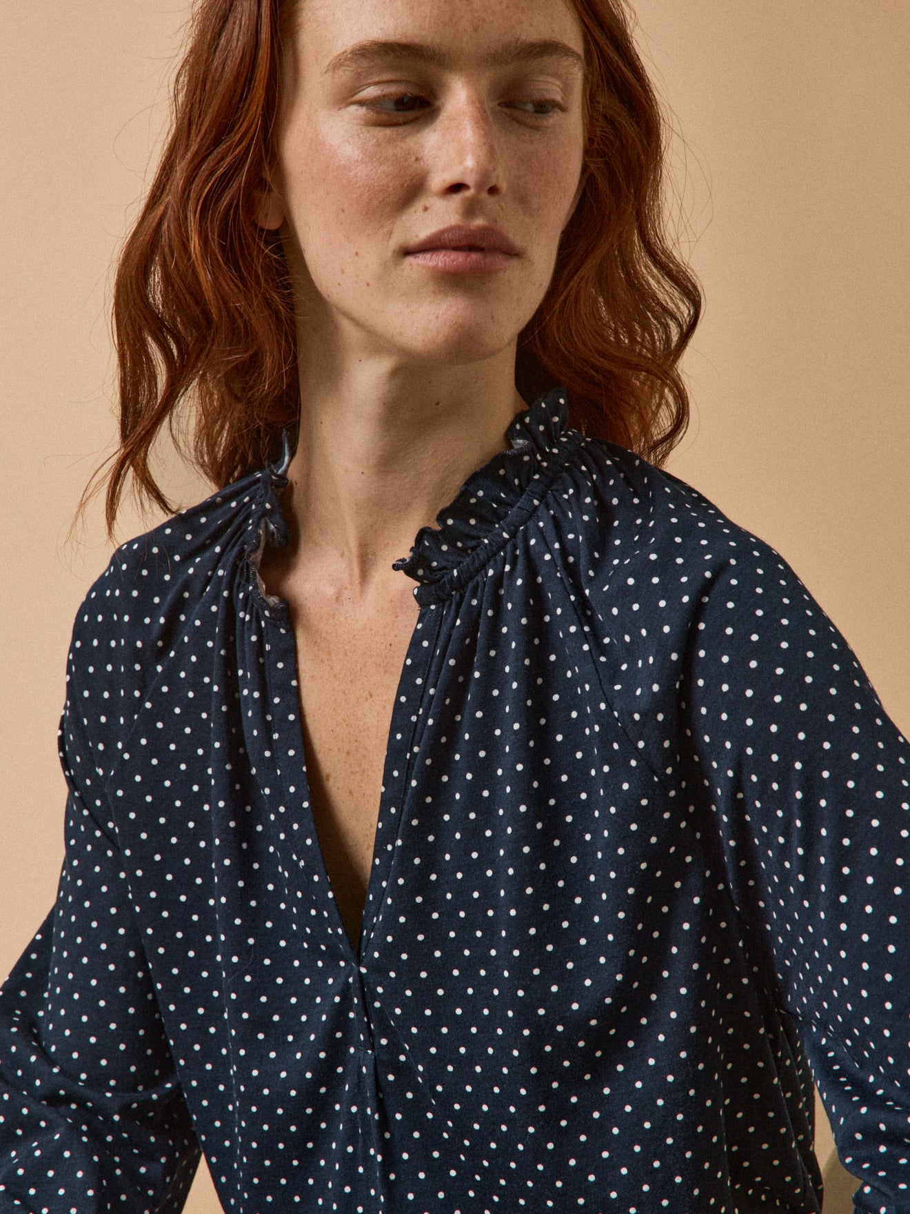 Damen-Raglanbluse mit Tupfen aus Modal und Bio-Baumwolle