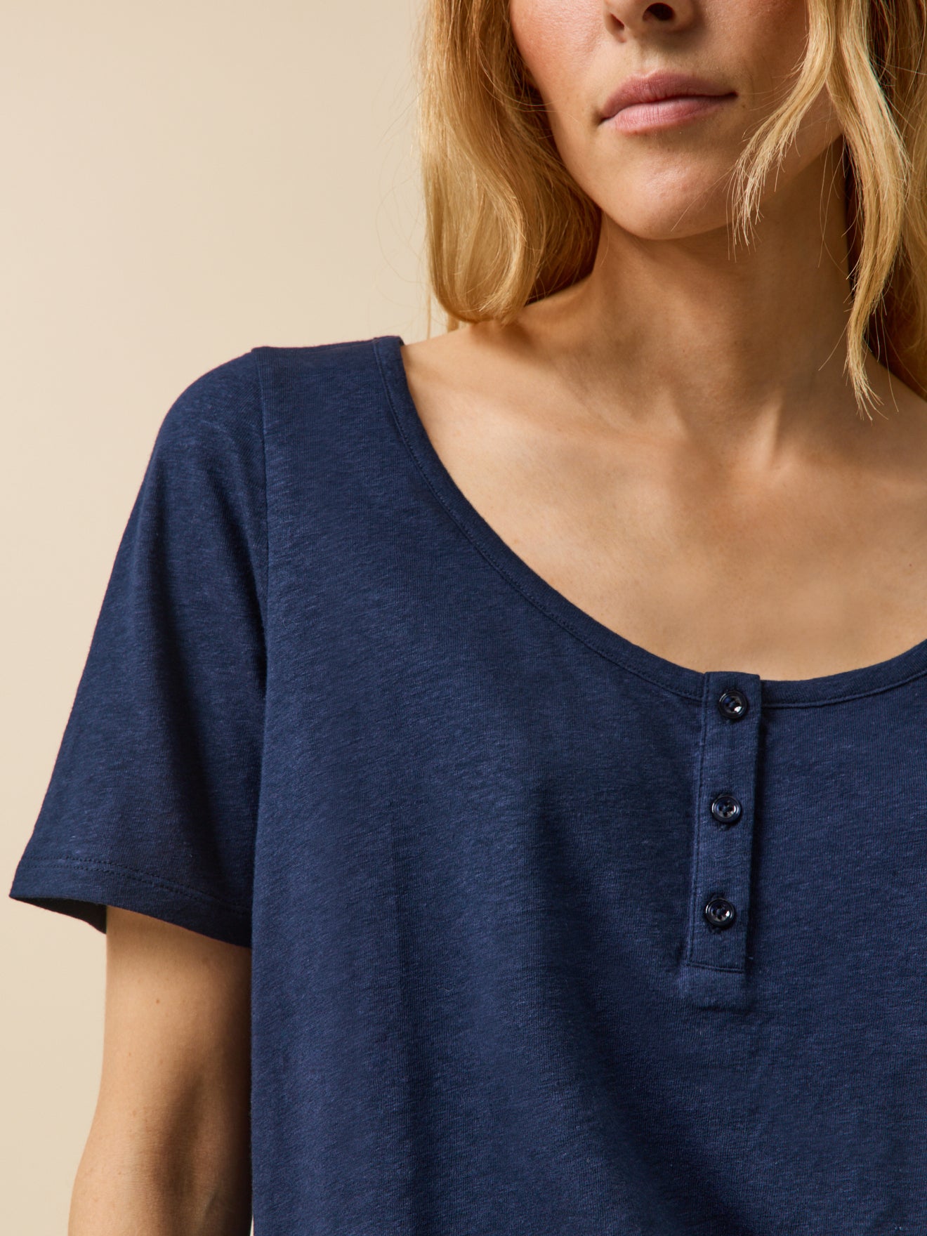 Damen T-Shirt aus Leinen und Viskose