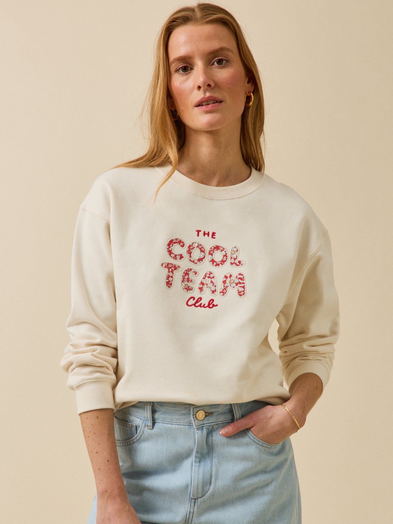 Damen-Sweatshirt aus Bio-Baumwolle mit Aufschrift aus Liberty-Stoff