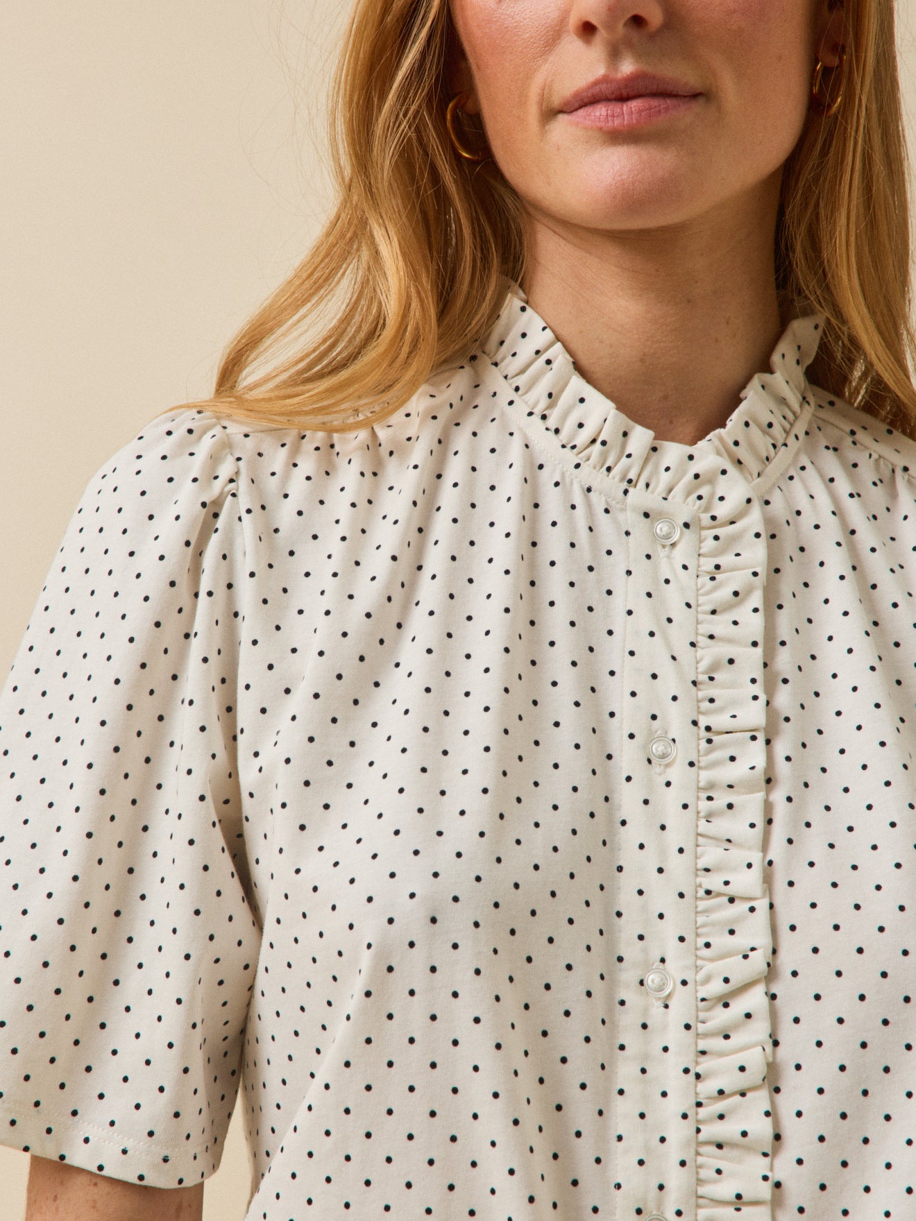 Getupfte Damenbluse aus Bio-Baumwolle