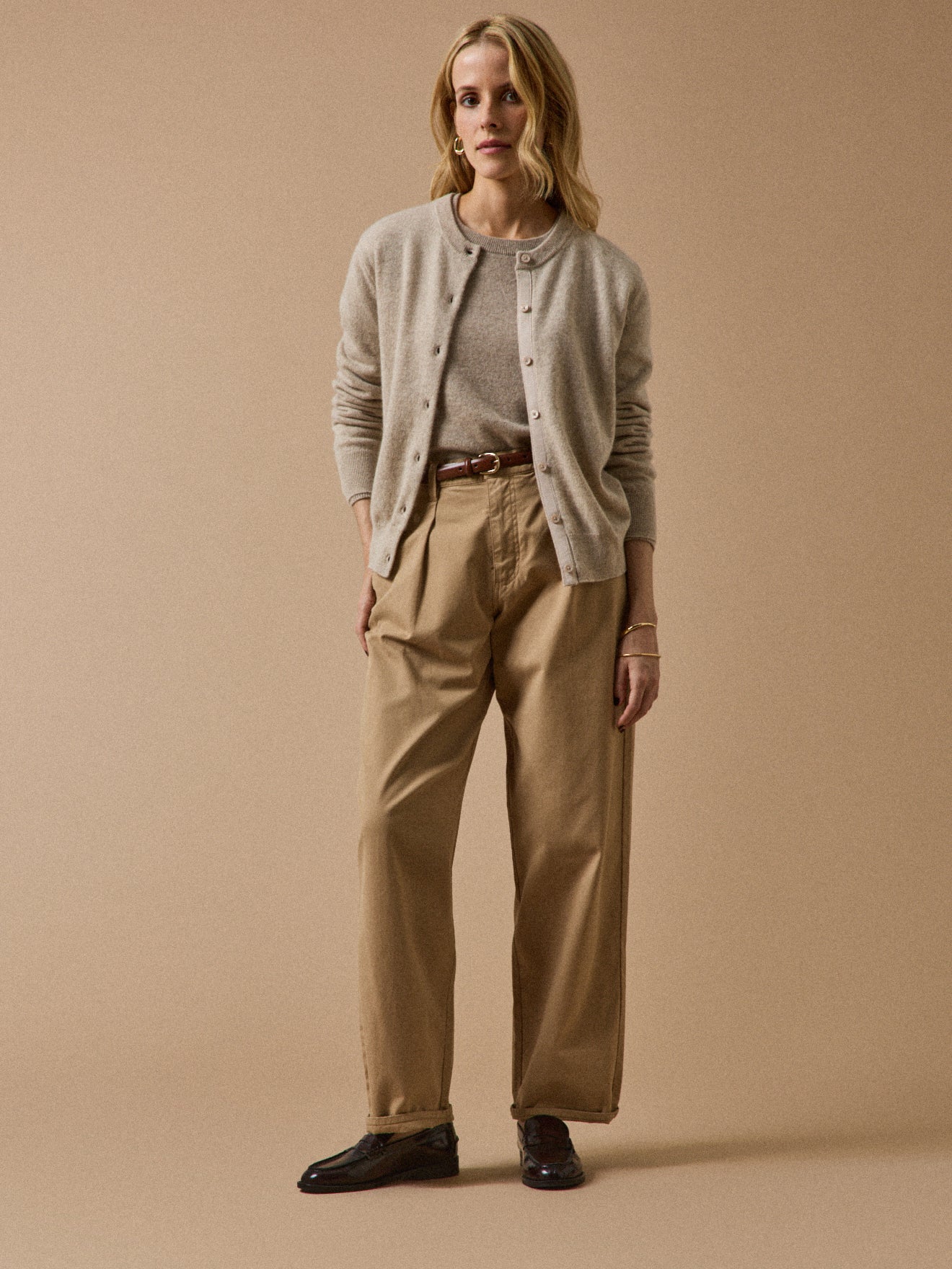 Geknöpfter Damen-Cardigan - Cashmere-Kollektion