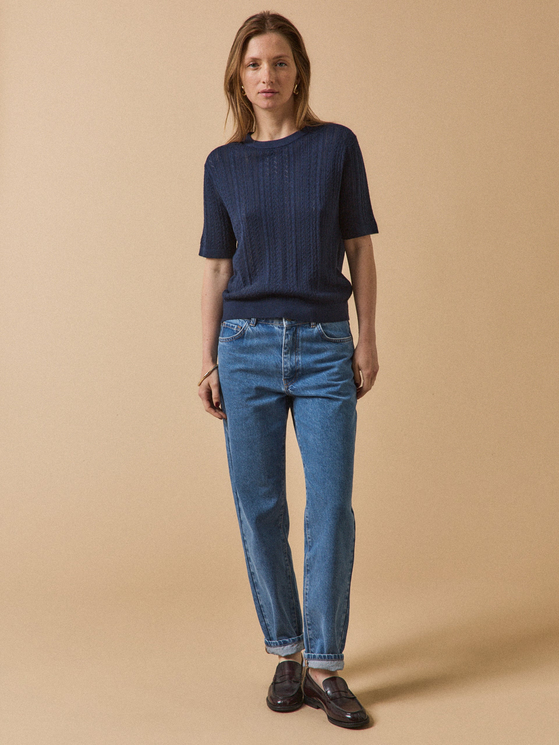 Damenpullover mit Lochmuster und kurzen Ärmeln