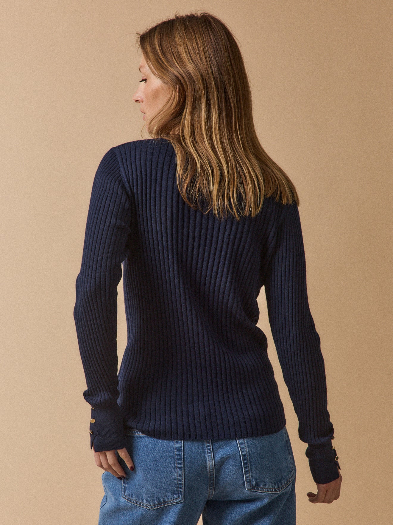 Damen-Rollkragenpullover aus Rippenstrick aus RWS*-Wolle