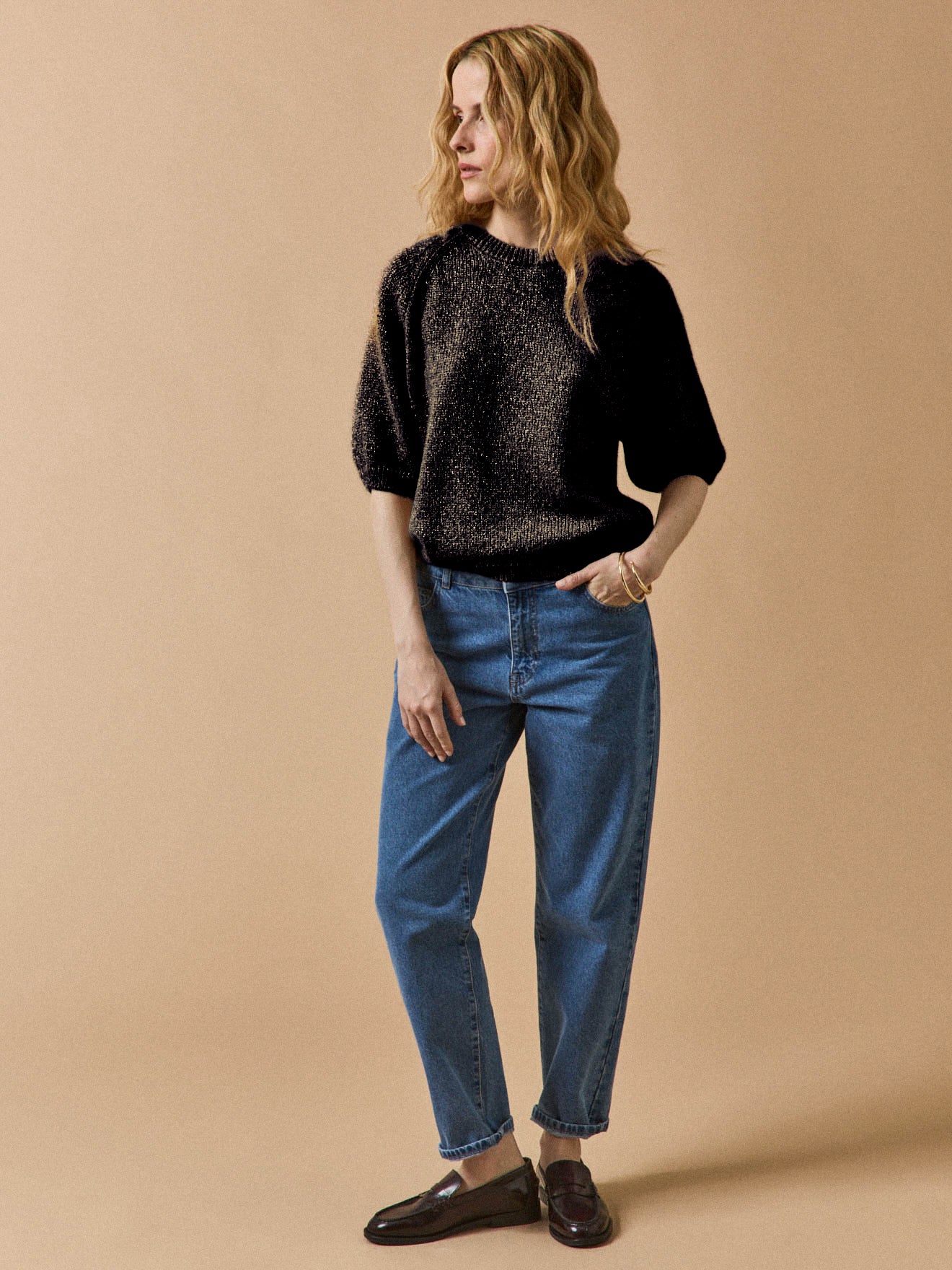 Irisierender Damenpullover mit kurzen Ärmeln