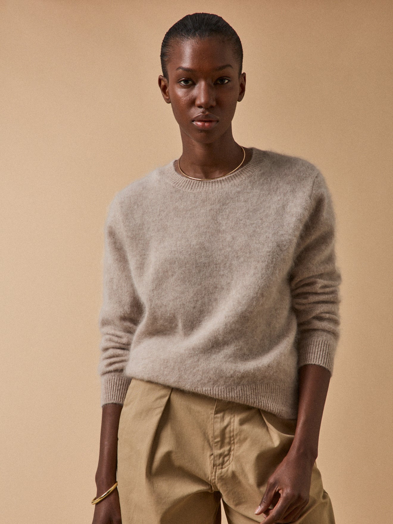 Damenpullover mit rundem Halsausschnitt