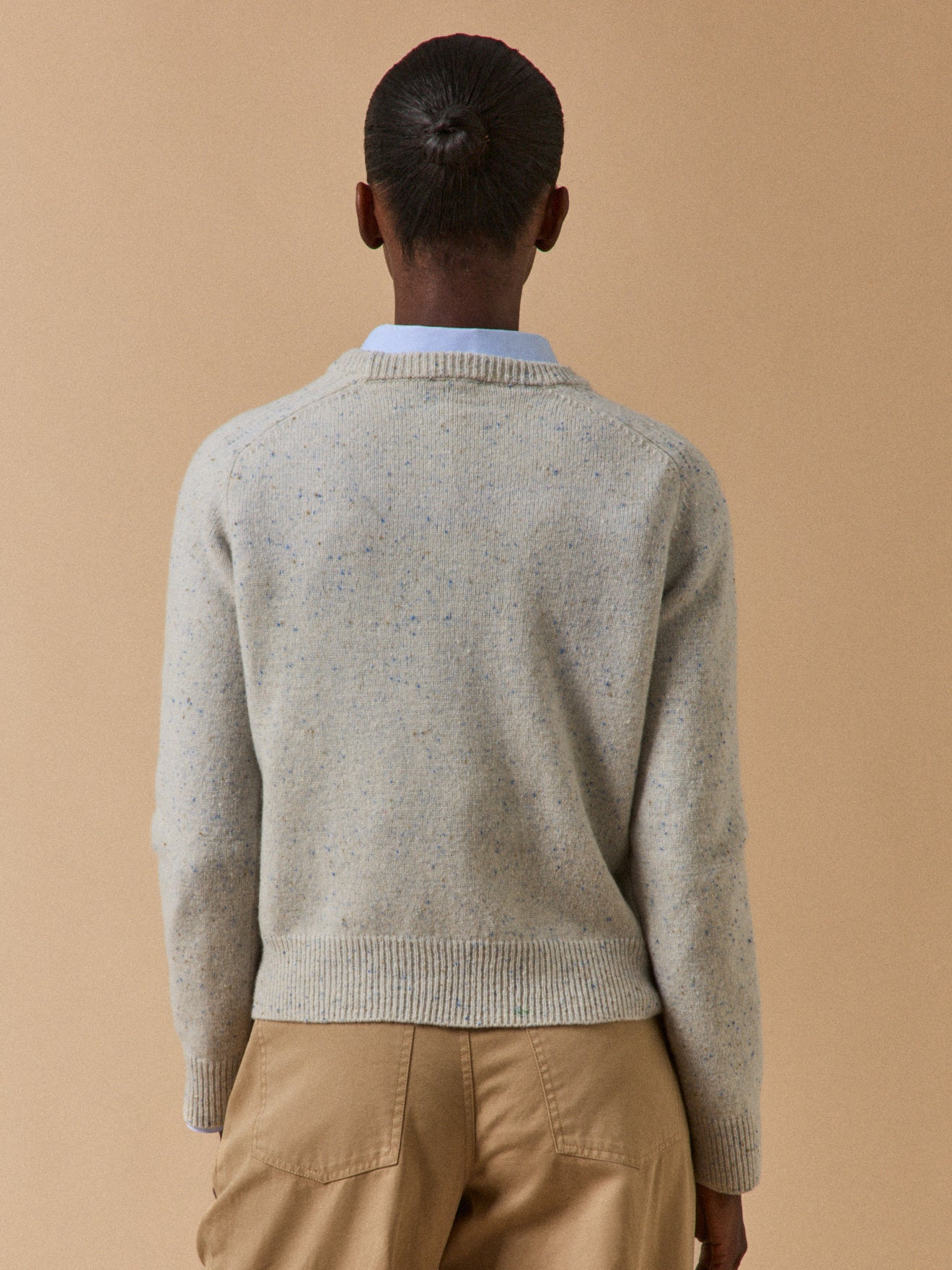 Damenpullover aus melierter RWS*-Merinowolle