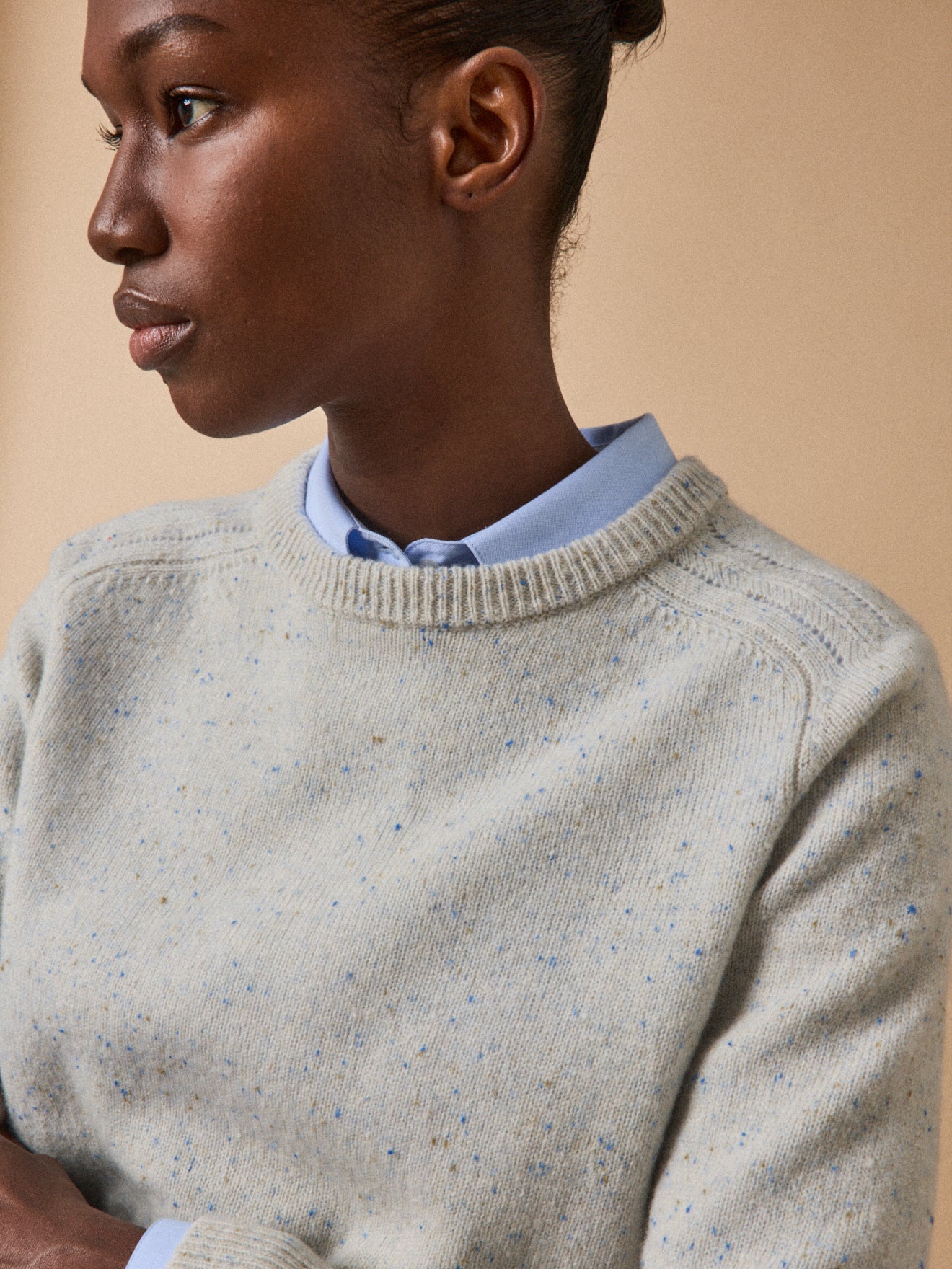 Damenpullover aus melierter RWS*-Merinowolle