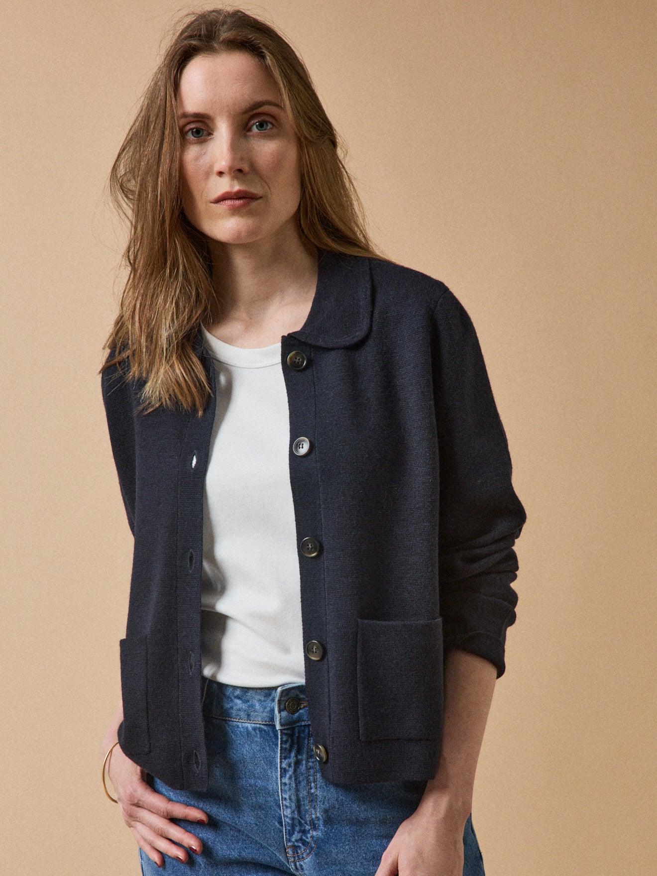 Damen-Cardigan mit Hemdkragen