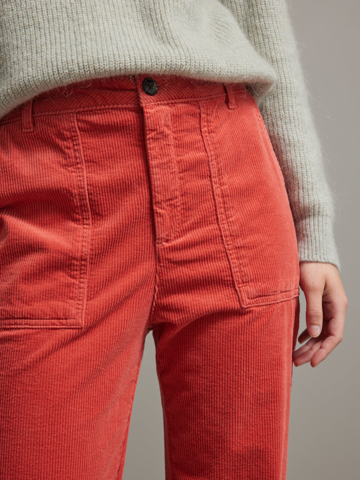 Damenhose aus Cord