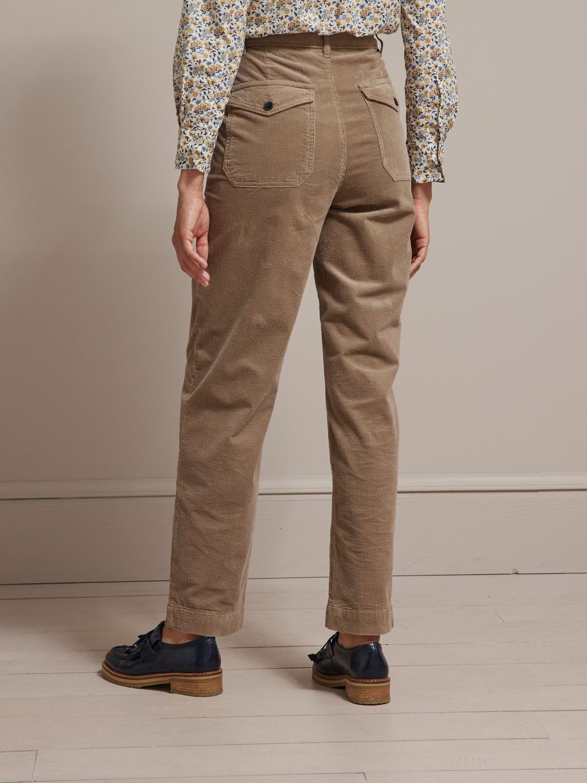 Damenhose aus Cord