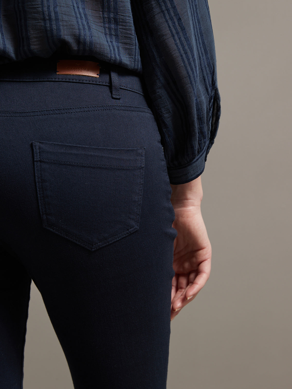 Besonders bequeme Slim Fit Damen-Jeans in schöner Farbe