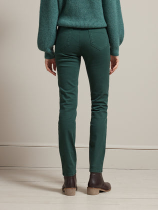 Besonders bequeme Slim Fit Damen-Jeans in schöner Farbe