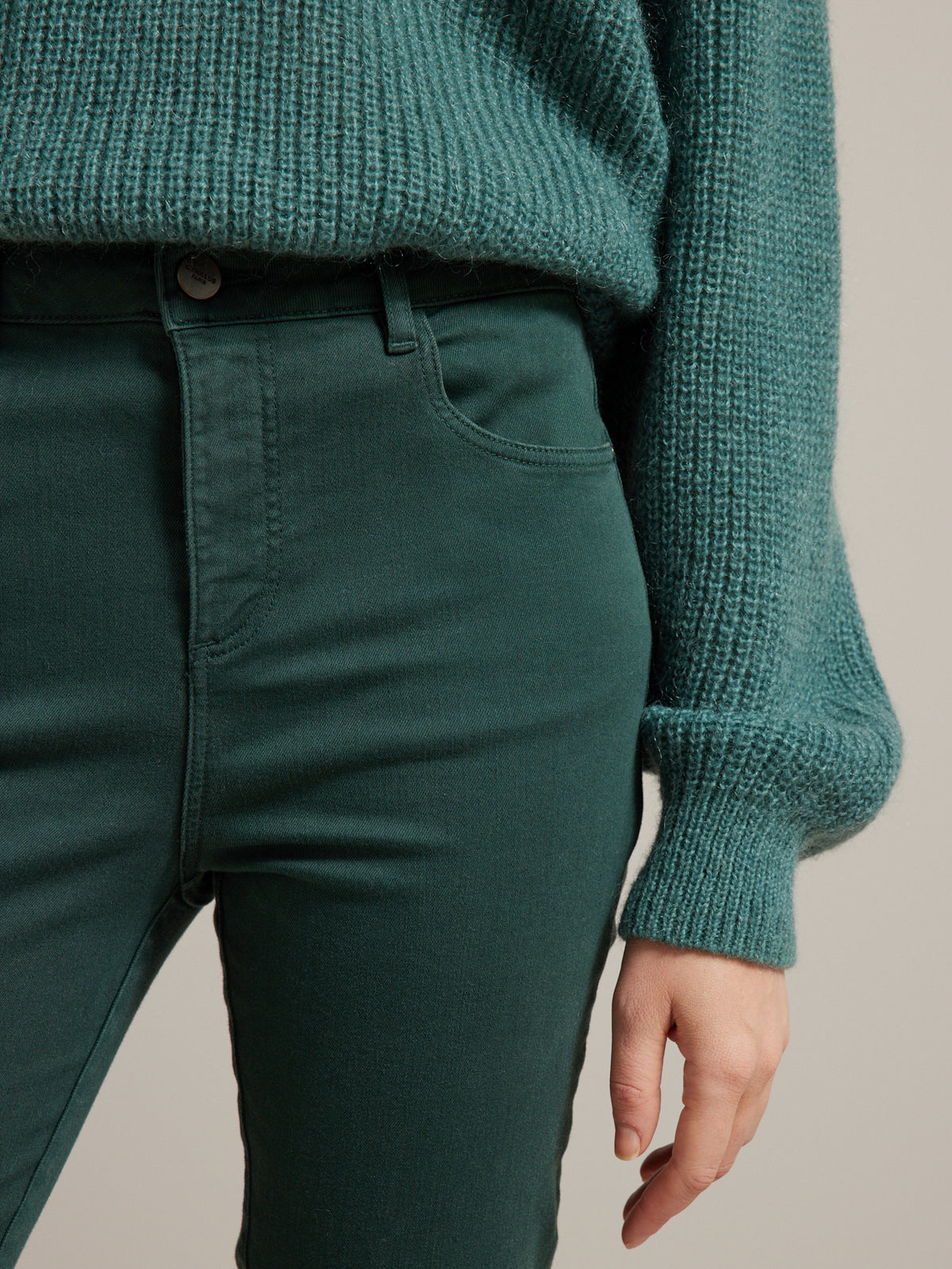Besonders bequeme Slim Fit Damen-Jeans in schöner Farbe
