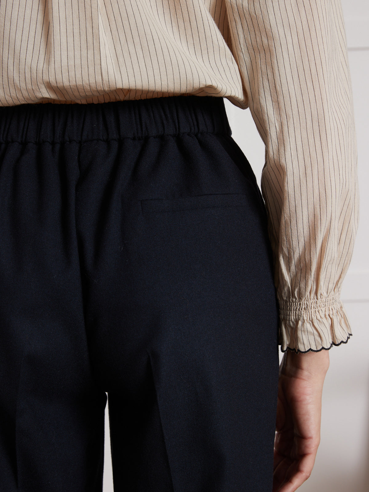 Einfarbige Damen-Hose Jeanne mit geradem Bein