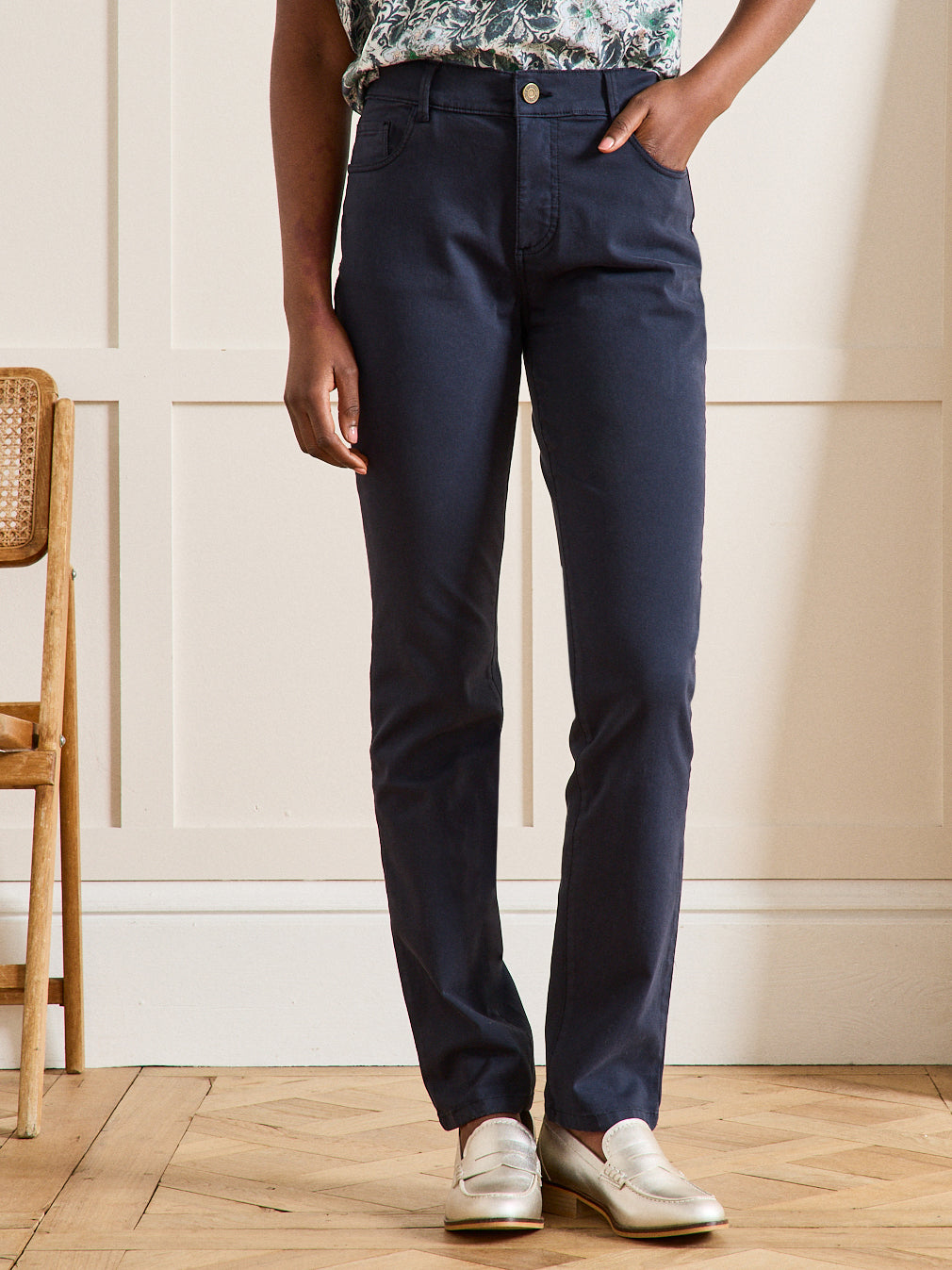 Farbenfrohe Slim Fit Damenhose Chloé