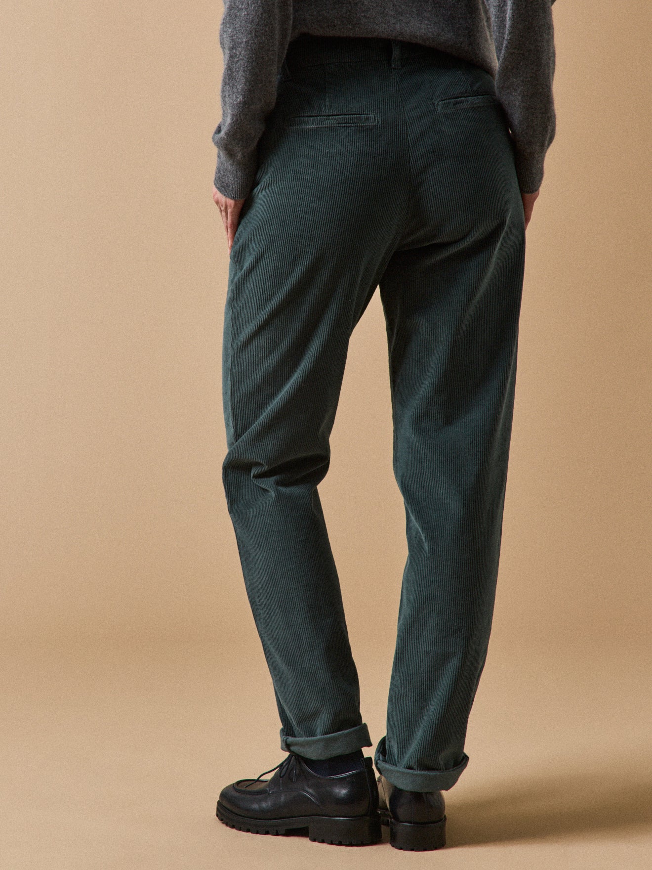 Damen-Chinohose Marine aus Velours