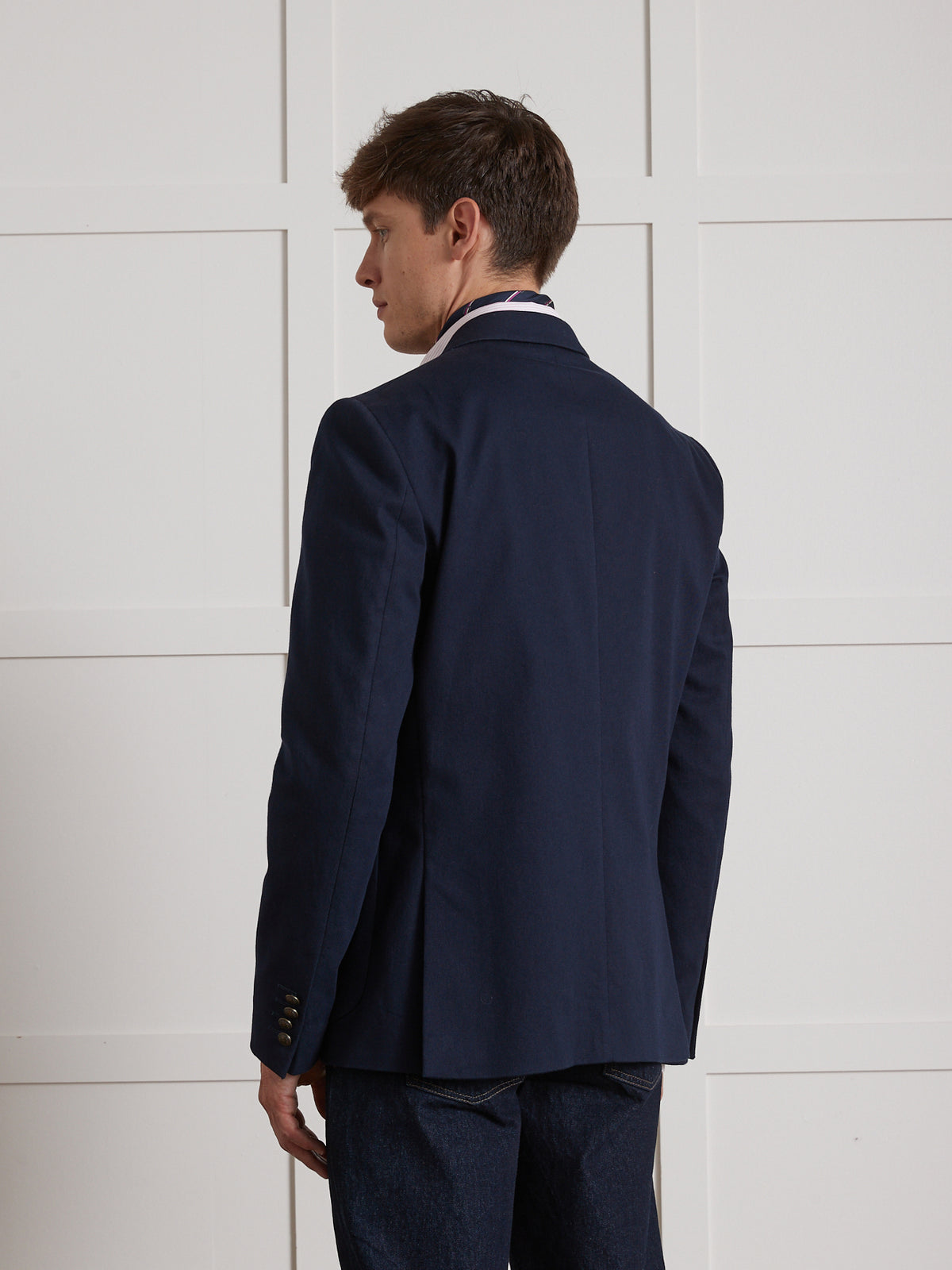 Herren-Sakko aus Twill mit dekorativer Knopfreihe