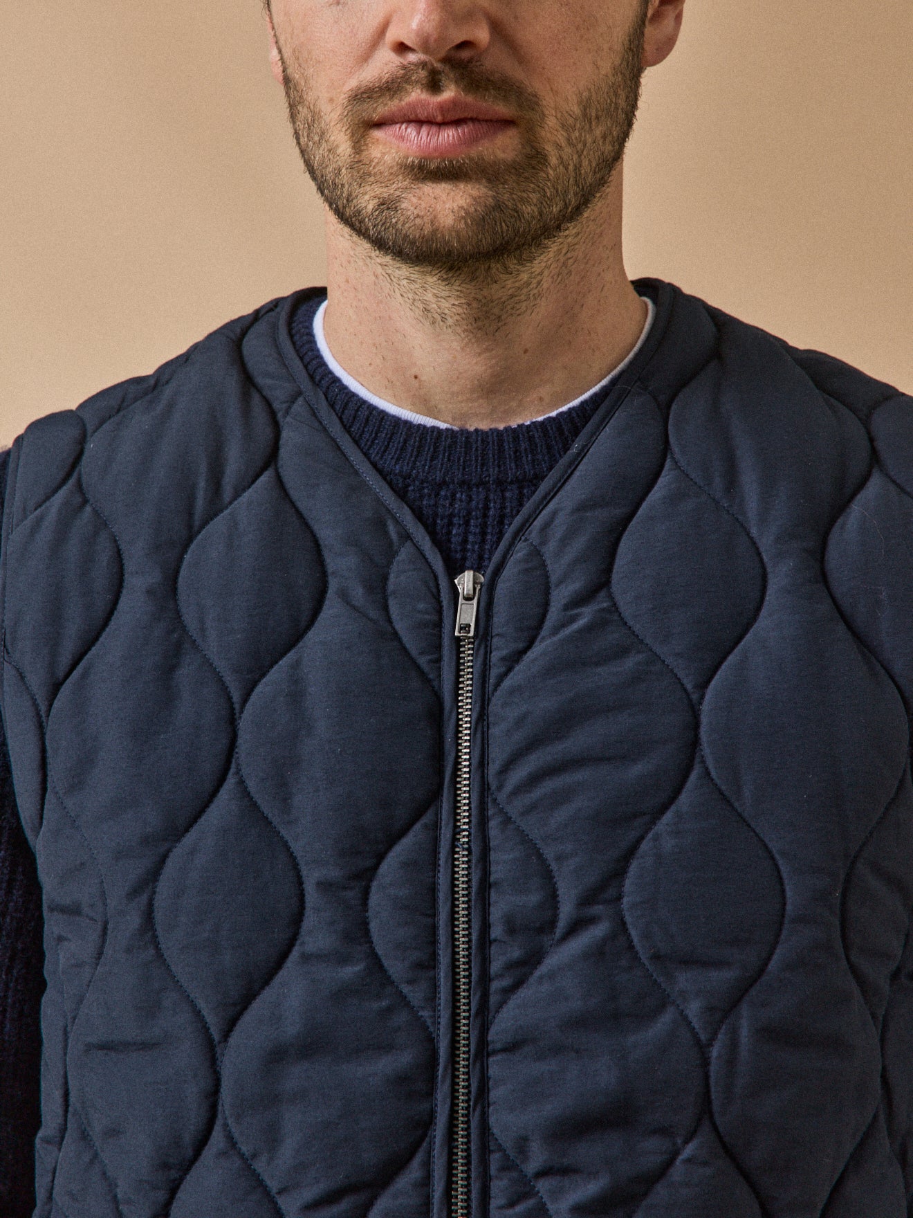 Blouson zippé matelassé sans manches homme