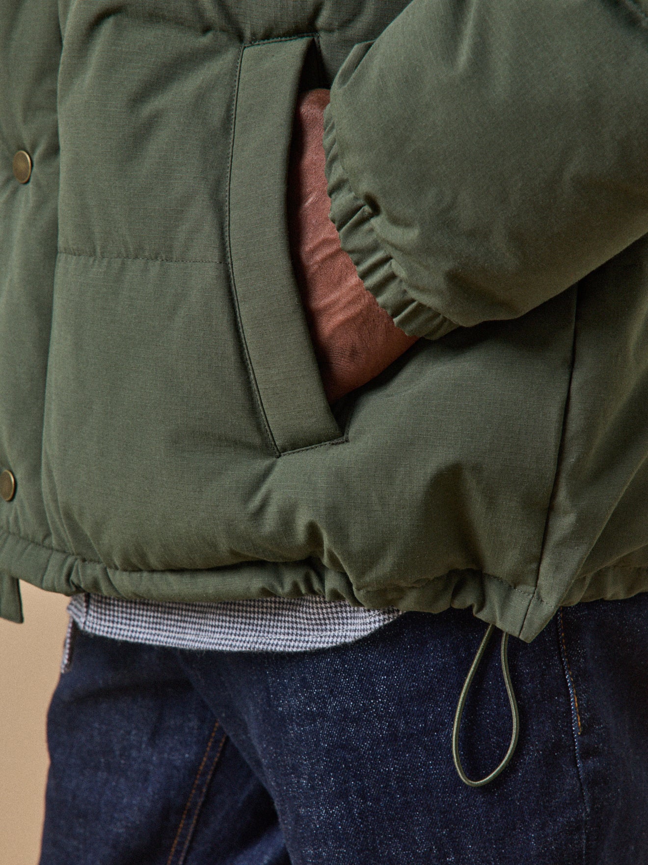 Kurze Herren-Daunenjacke