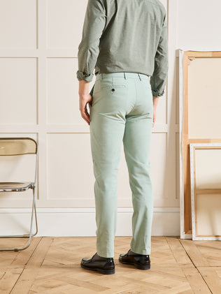 Herren-Chinohose